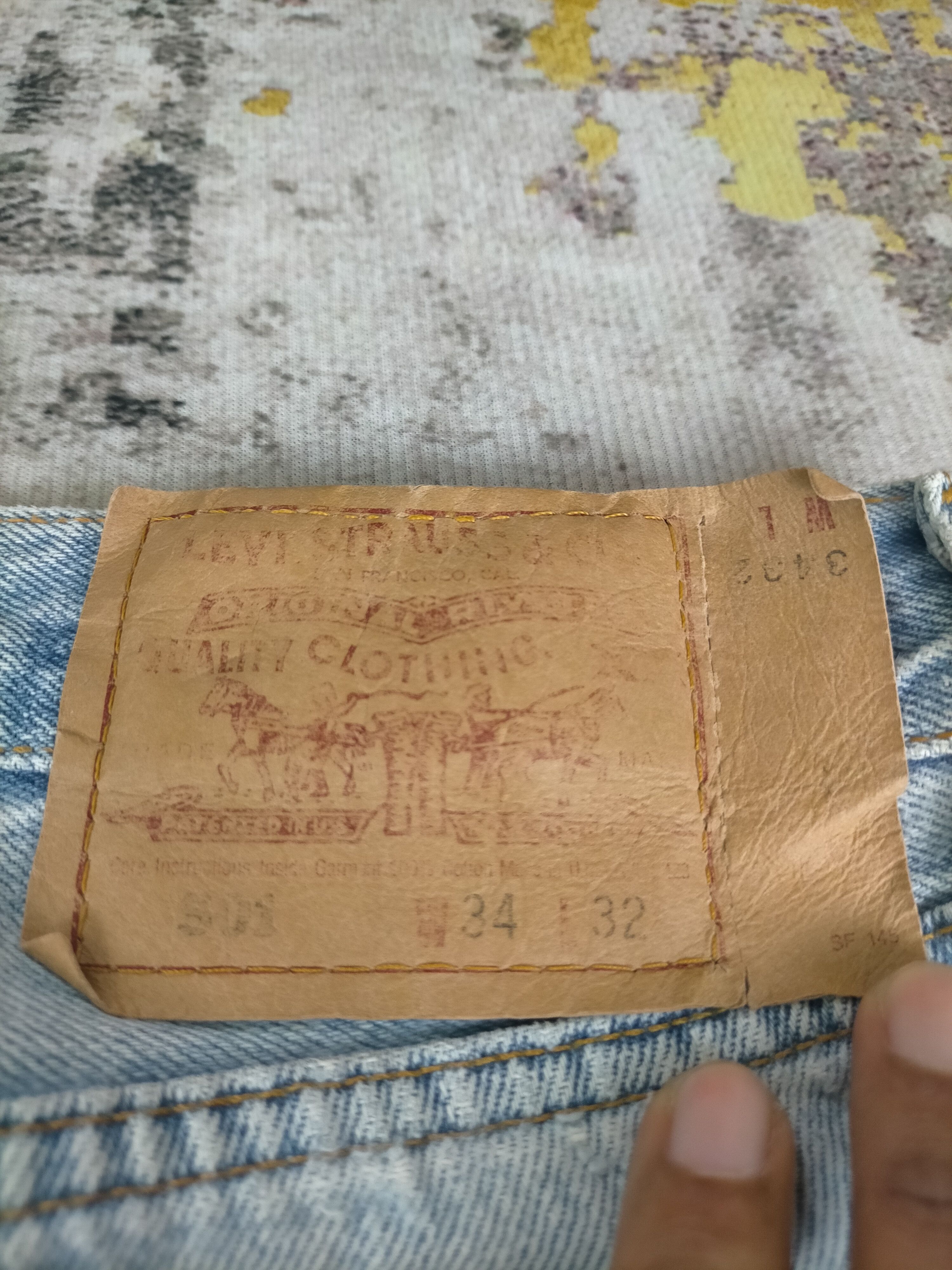 Levi's 🔥90s Levis 501 Button 524 Light Wash Distressed Jeans Size US 34 / EU 50 - 7 Thumbnail
