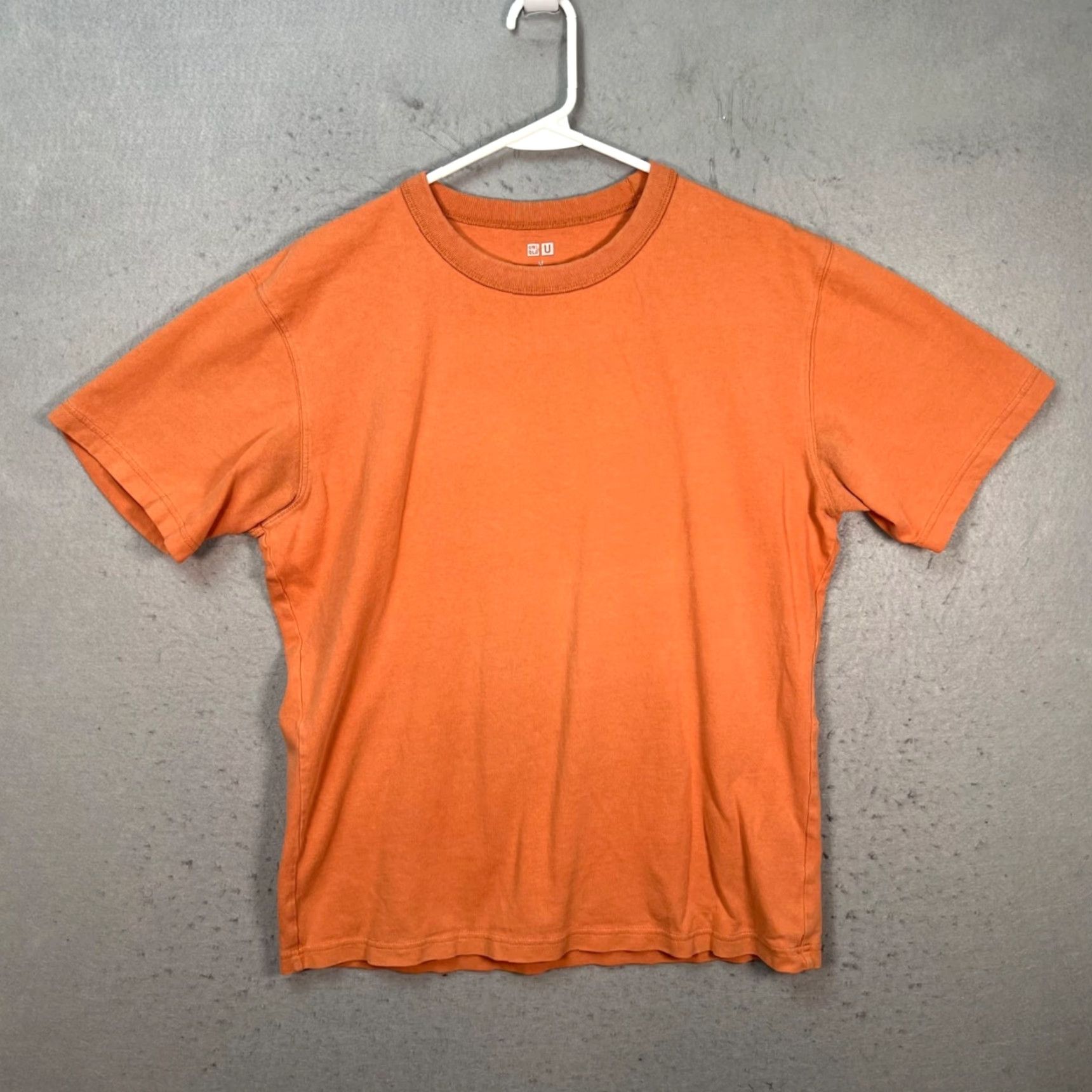 Uniqlo Uniqlo T-Shirt Men's M Orange Cotton Crew Neck Short Sleeve 2020-2029 Size US M / EU 48-50 / 2 - 2 Thumbnail