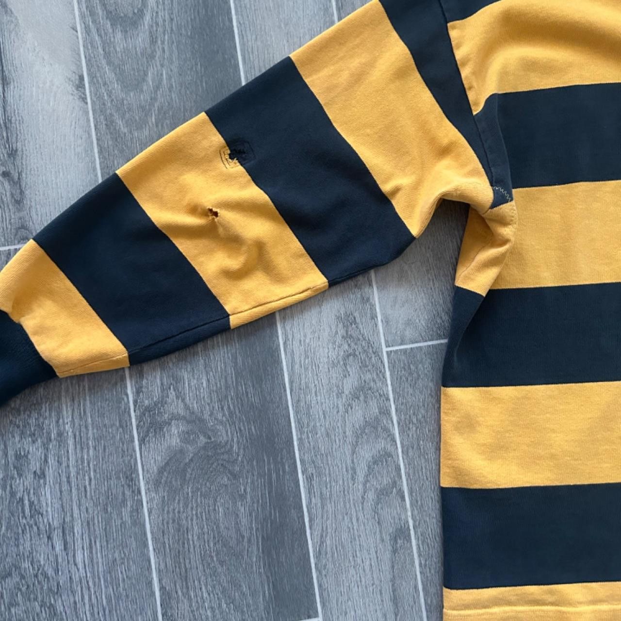 Vintage Iowa Hawkeyes Rugby Long Sleeve Shirt Size US L / EU 52-54 / 3 - 3 Thumbnail