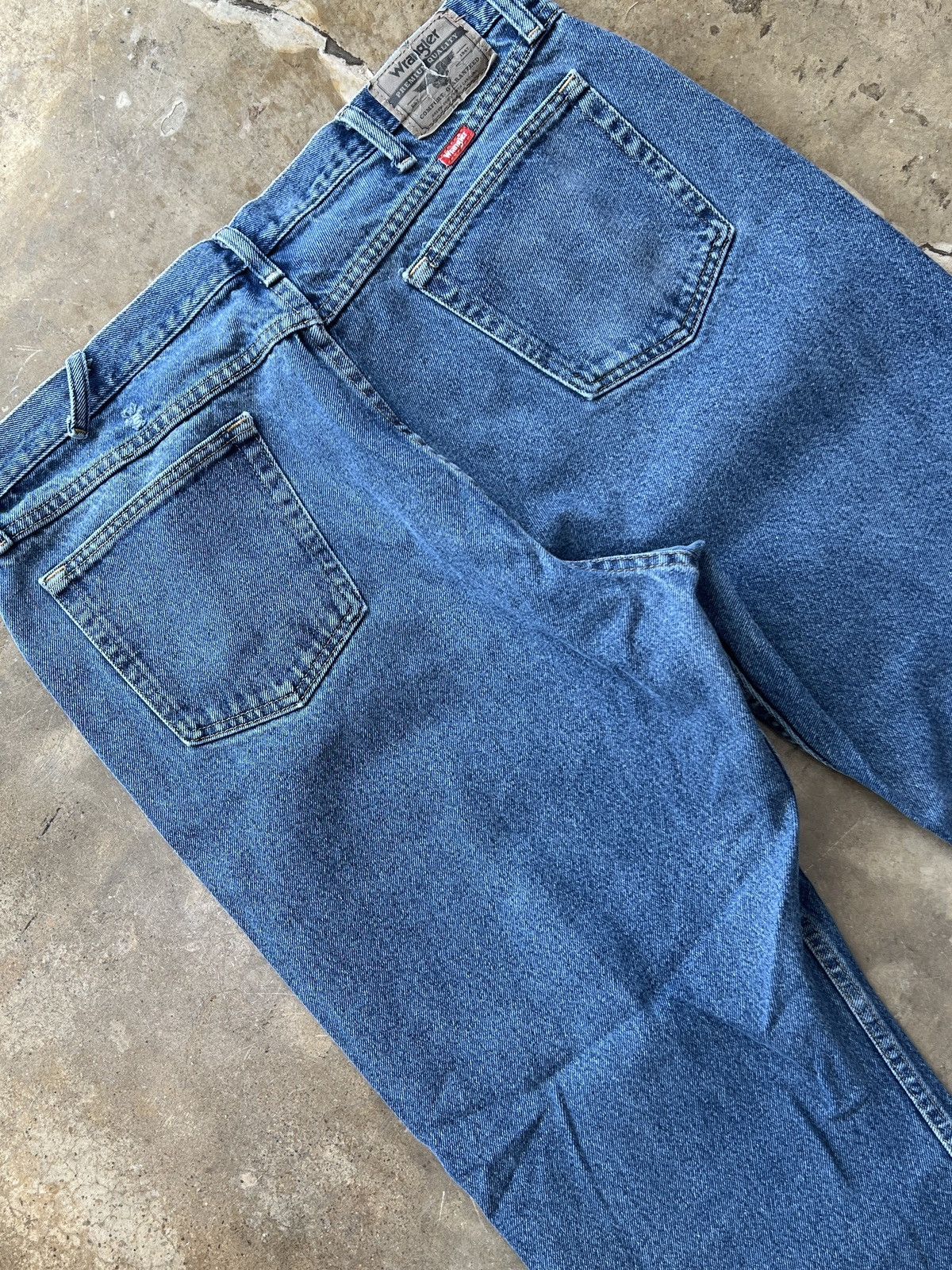 Vintage × Wrangler Wrangler Jeans Distressed Leg Opening Sz. 40x32 Size US 40 / EU 56 - 1 Thumbnail