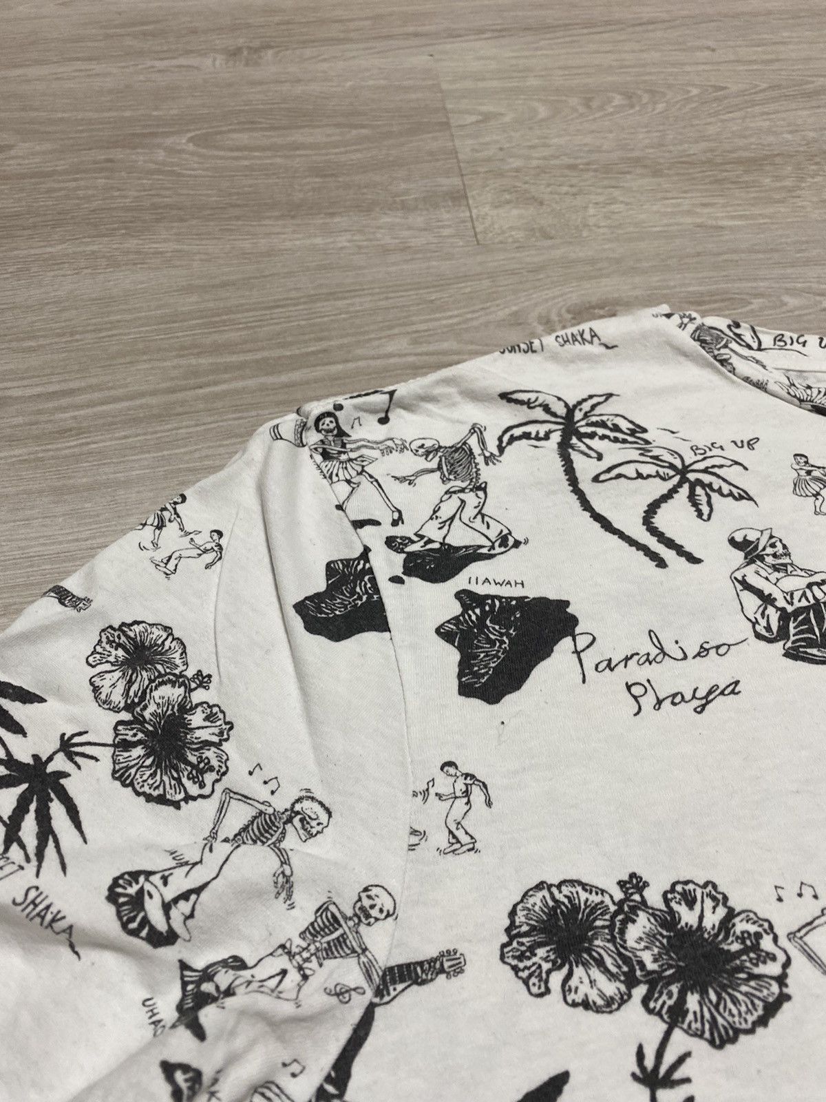 Allsaints Vintage Allsaints Portugal Overprint Beach Hawaii style Size US M / EU 48-50 / 2 - 8 Thumbnail