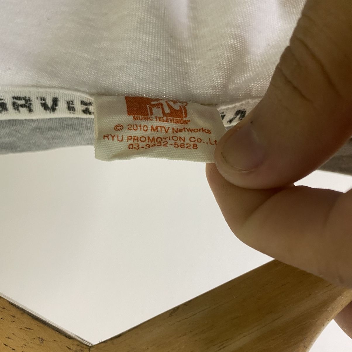 Cartoon Network × Vintage Vintage 2010 MTV Japan Usavich Animated Series Promo LS Tee Size US S / EU 44-46 / 1 - 4 Thumbnail
