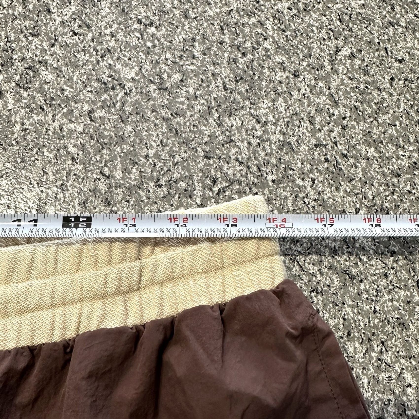 Onia Onia Jogger Pants Womens XL Brown Deep Taupe Nylon Tapered Drawstring Activewear Size 40" / US 18 - 7 Thumbnail