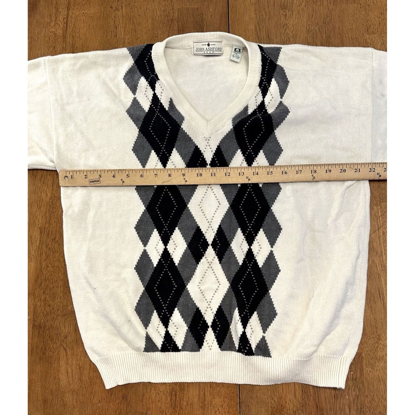 Vintage VINTAGE John Ashford Golf Sweater White XL V Neck Knit 80s 90s Mens Size US XL / EU 56 / 4 - 6 Thumbnail
