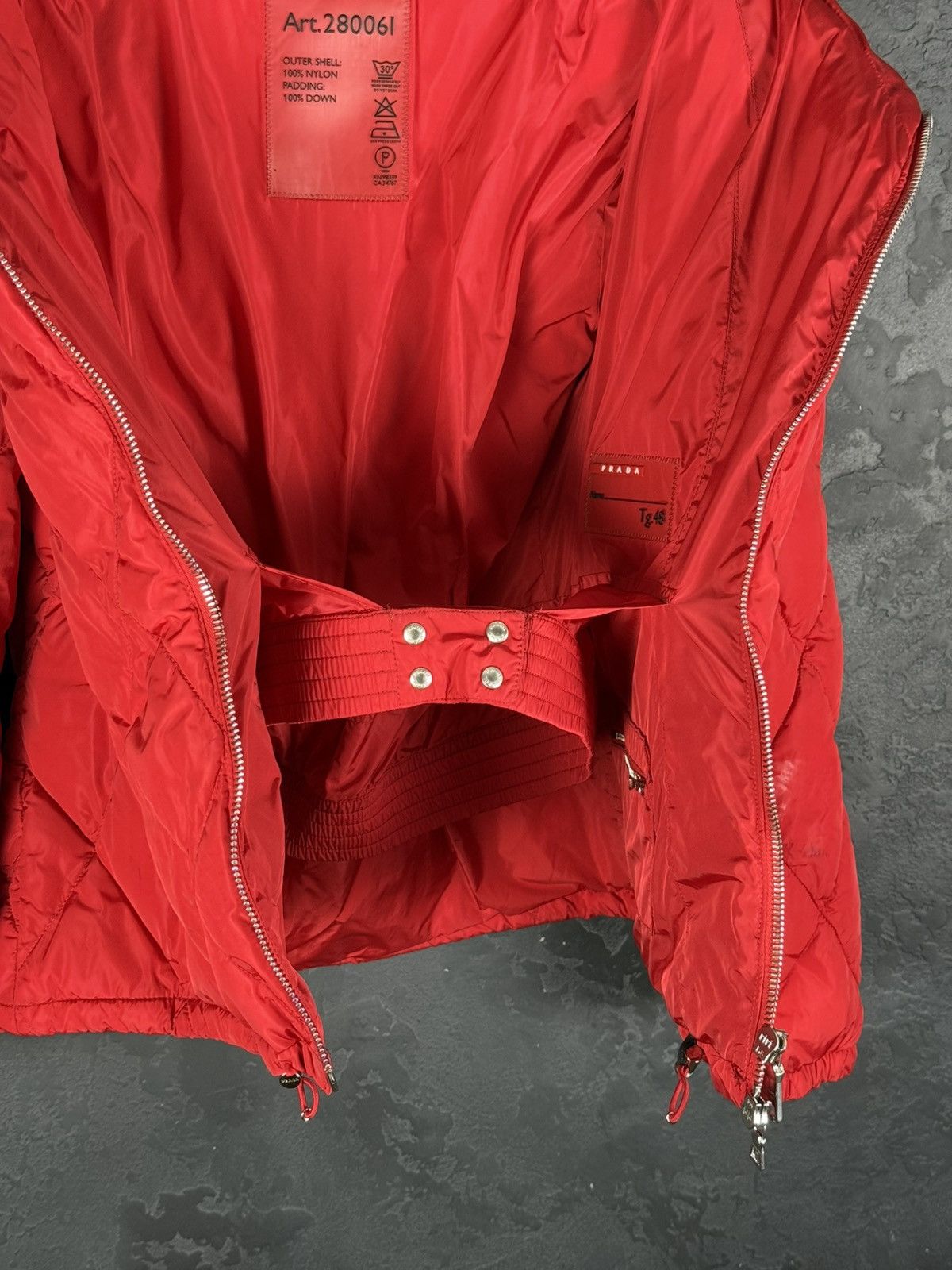 Prada 2008 Prada Red Diamond Women’s Quilted Puffer Jacket Size XL / US 12-14 / IT 48-50 - 19 Thumbnail