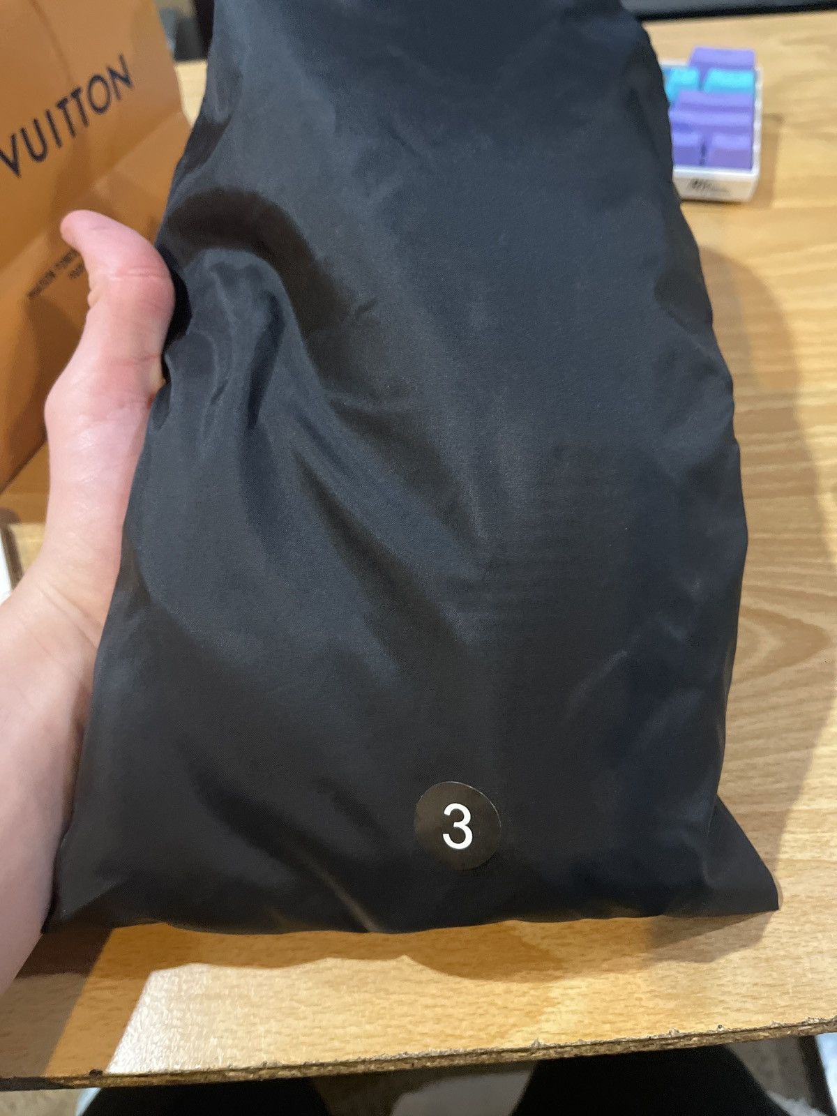 Kanye West Black yeezy pods size 3 Size US 12 / EU 45 - 1 Thumbnail