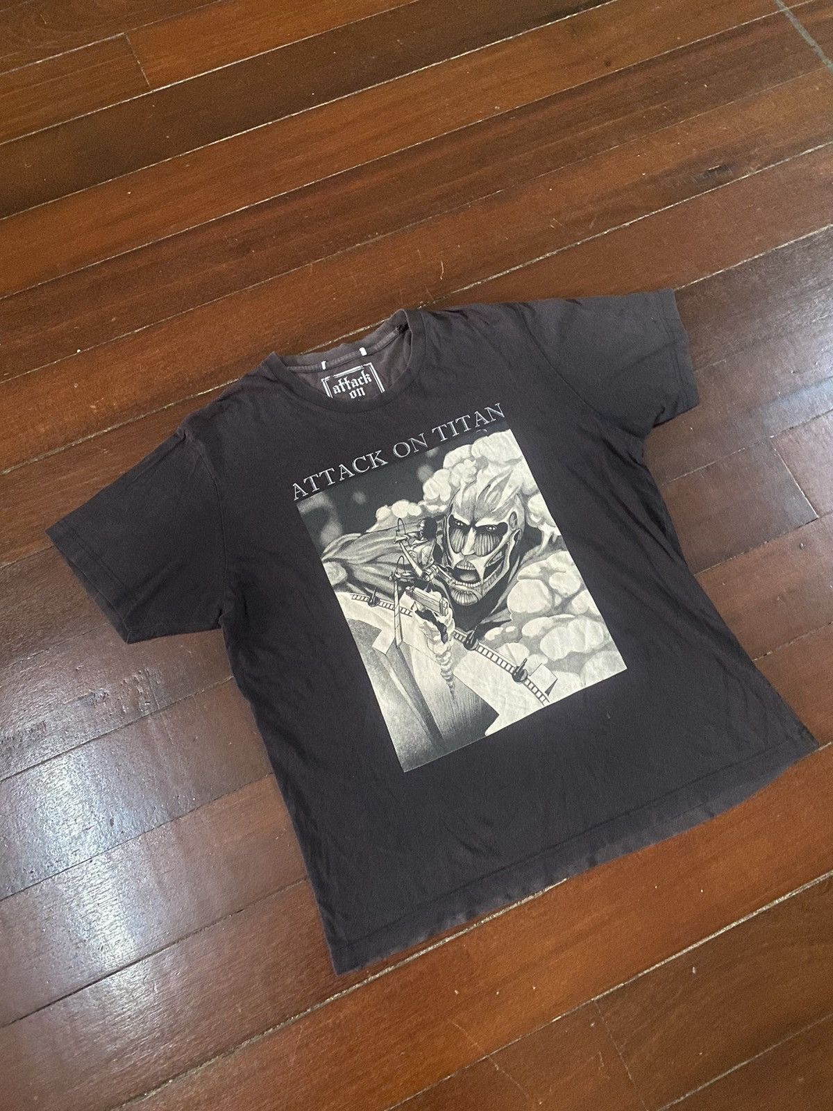Anime × Cartoon Network × Vintage Rare vintage anime ATTACK ON TITAN Size US L / EU 52-54 / 3 - 3 Thumbnail