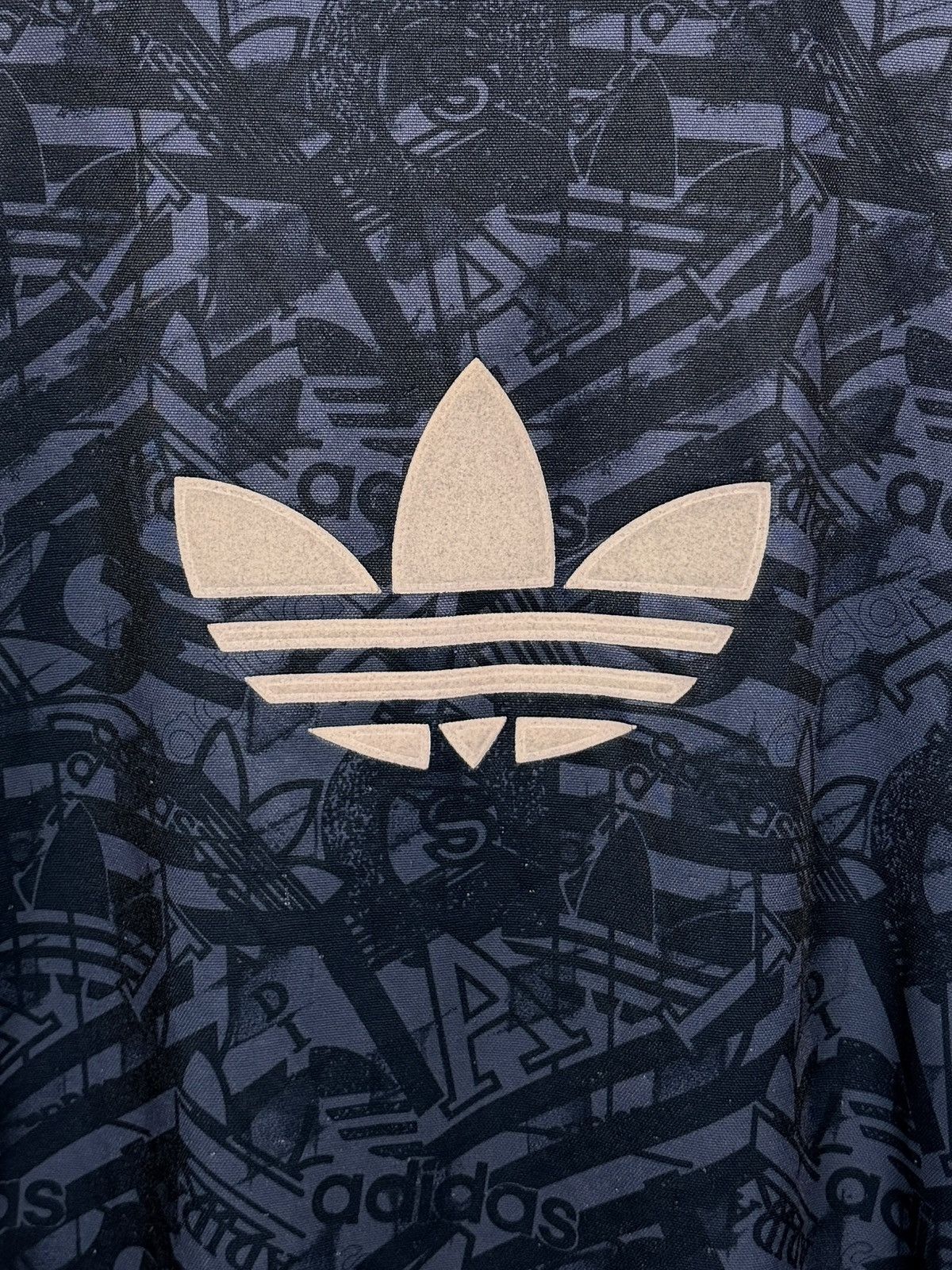 Adidas Adidas Vintage 90s Big Logo Jersey Soccer Tee Made in U.K. Size US L / EU 52-54 / 3 - 6 Thumbnail