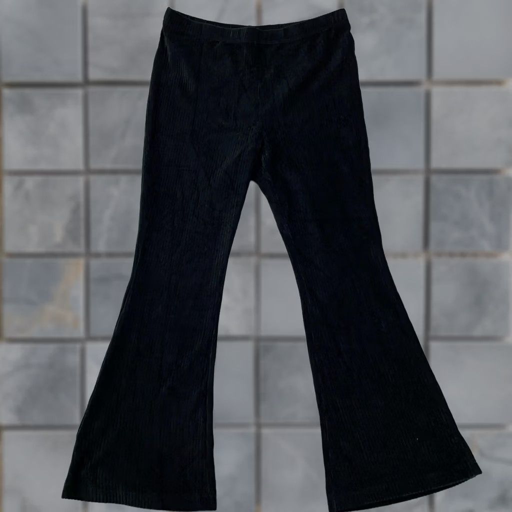 Vintage LuLaRoe Black Womens XL Kylie Ribbed Flare Leg Pull On Stretch Velour Pants Size 40" / US 18 - 1 Thumbnail