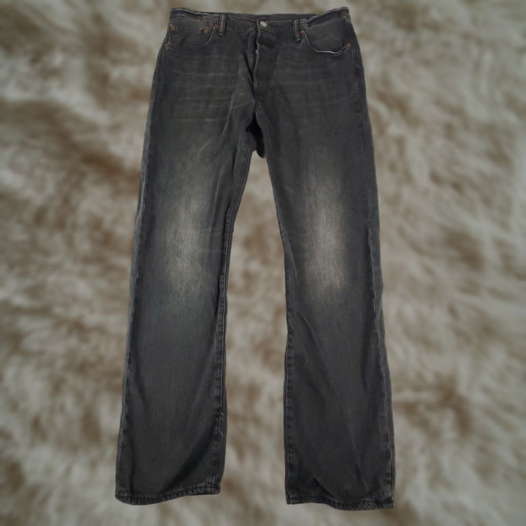 Levi's Levis 501 Mens Straight Leg Jeans 36x34 Gray Cotton 5-Pocket Button Fly Regular Fit Size US 36 / EU 52 - 1 Thumbnail