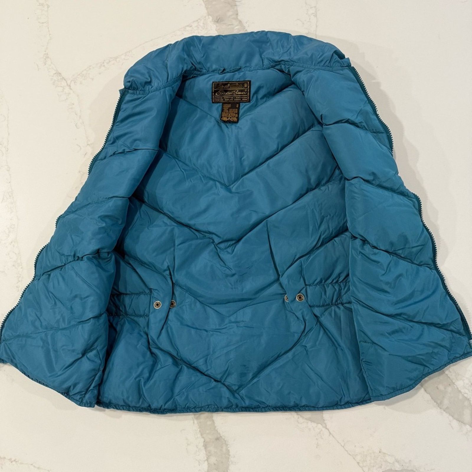 Eddie Bauer Vintage Eddie Bauer GooseDown Chevron Puffer Vest Womens Med Size M / US 6-8 / IT 42-44 - 4 Thumbnail