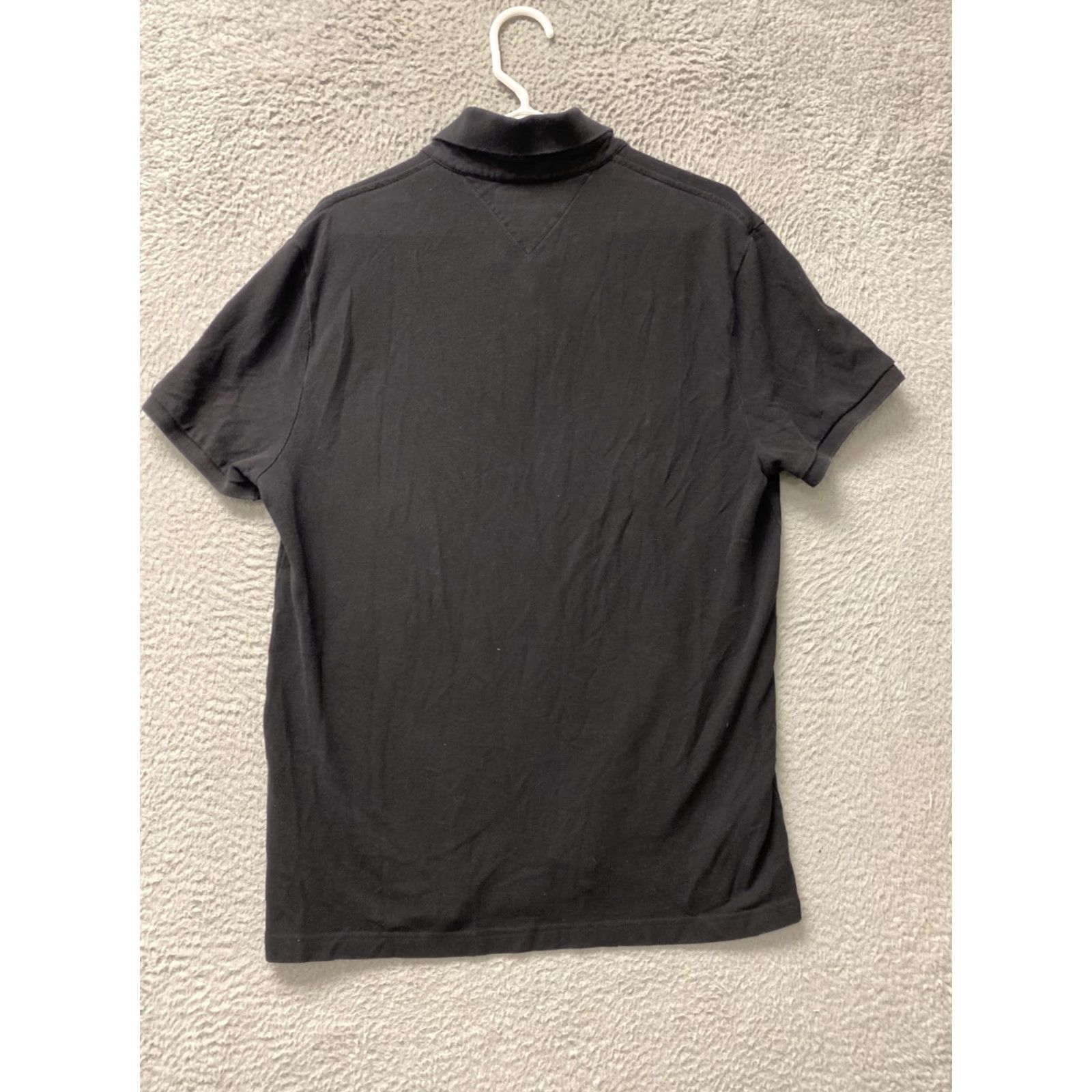Tommy Hilfiger VINTAGE Tommy Hilfiger Polo Shirt Adult Large Black Custom Fit Logo Short Sleeve Mens/Men Golf Casual 90s Brand Clothing Size US L / EU 52-54 / 3 - 7 Thumbnail