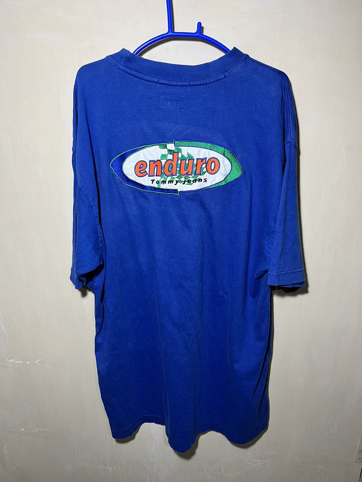 Other Vintage Tommy Hilfiger Enduro Racing Tee Size US L / EU 52-54 / 3 - 1 Thumbnail