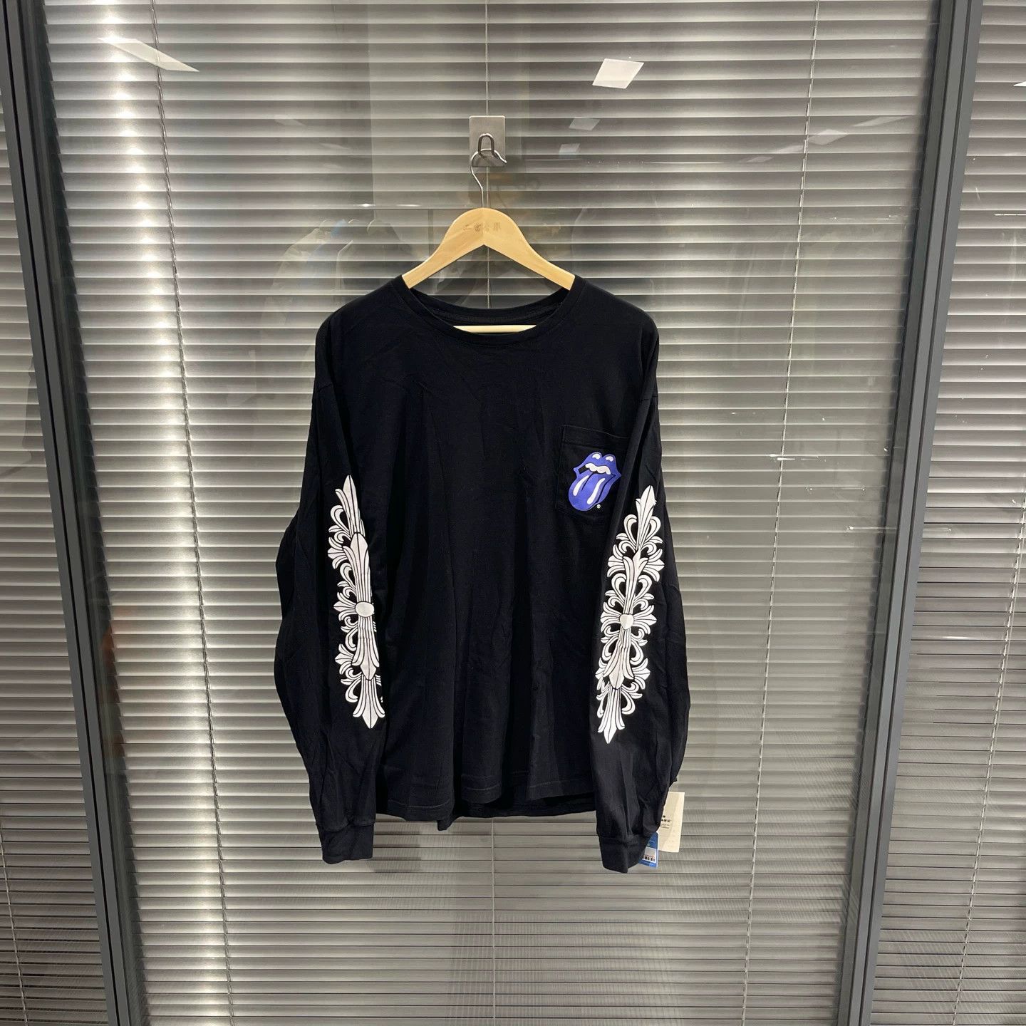 Chrome Hearts Chrome Hearts Rolling Stones Arm Print Black Long Sleeve Size US XXL / EU 58 / 5 - 1 Thumbnail