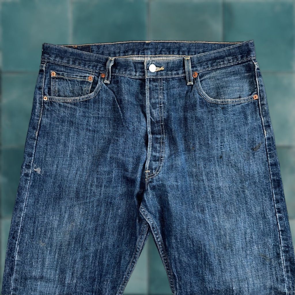 Levi's VINTAGE Levi's 501 Straight Jeans Blue 38x32 Regular Regular Men 90s Denim Levi's 501 Series 5-Pocket Design Wool? No. Size US 38 / EU 54 - 1 Thumbnail