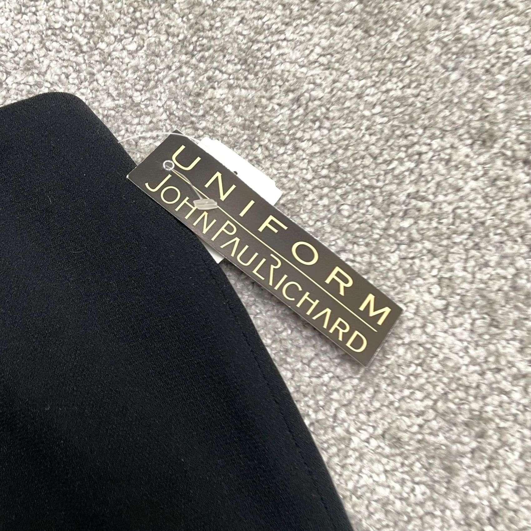 Vintage John Paul Richard Black Pencil Skirt Women 14 Classic Work Uniform Side Slit High Rise Zip Closure Designer Solid Microfiber Polyester Size 36" / US 14 / IT 50 - 5 Thumbnail