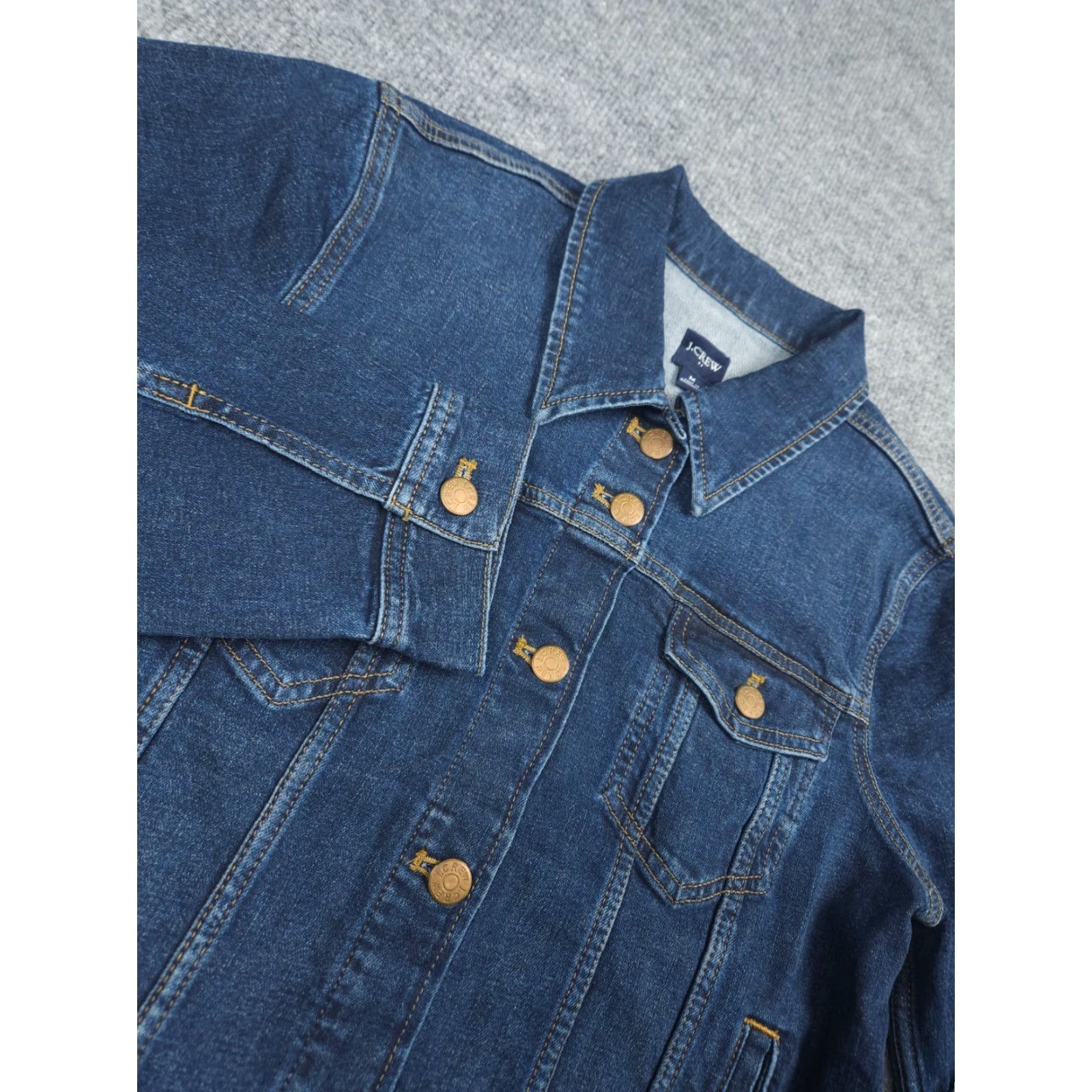 J.Crew J.CREW Denim Jean Jacket Women Medium Blue Cropped Button Stretch NWT Local? Not local. Size 32" / US 10 / IT 46 - 2 Thumbnail
