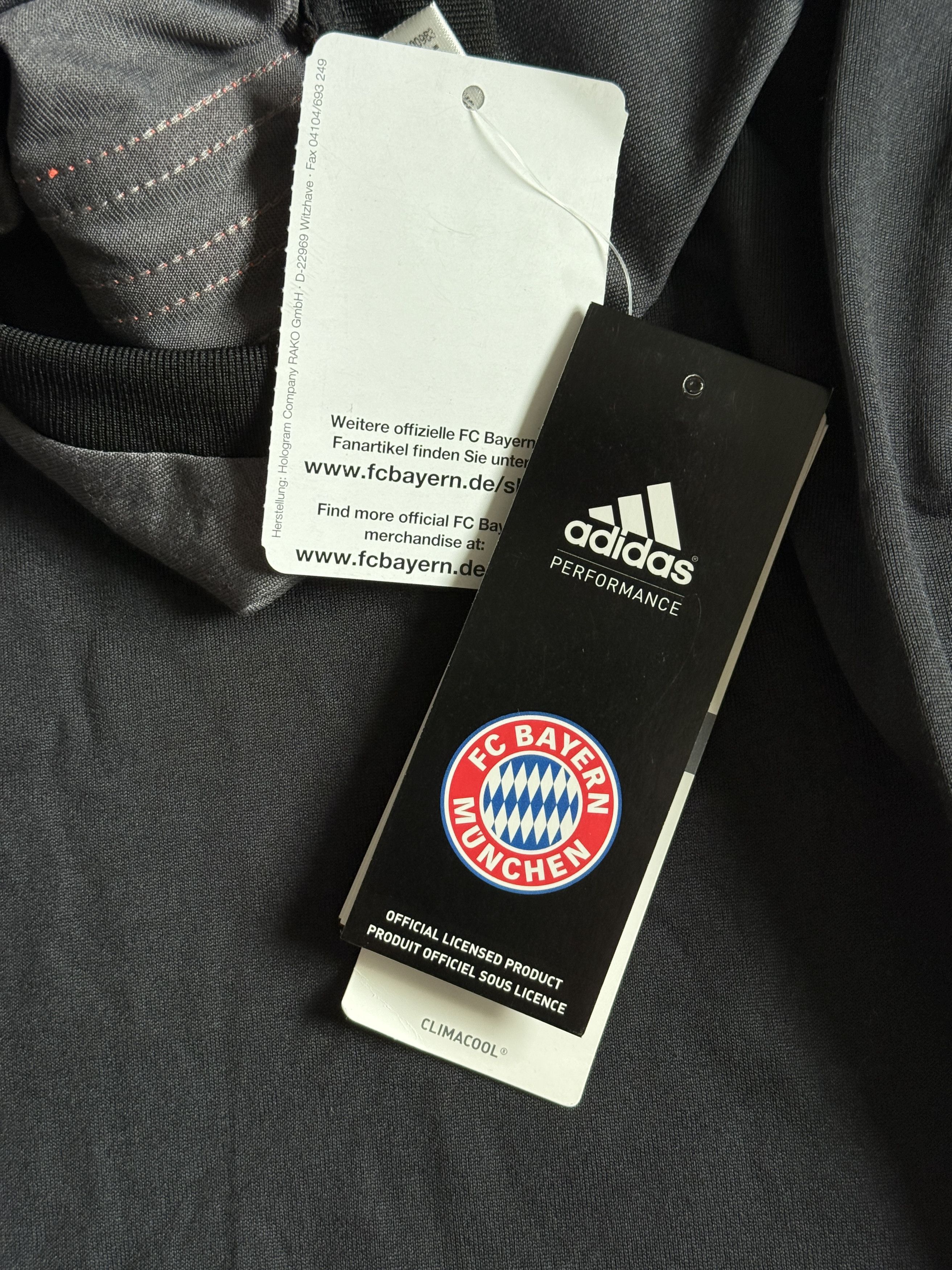 Adidas Bayern Munich 2016-17 adidas Shirt Jersey Football 2XL Size US XXL / EU 58 / 5 - 8 Thumbnail