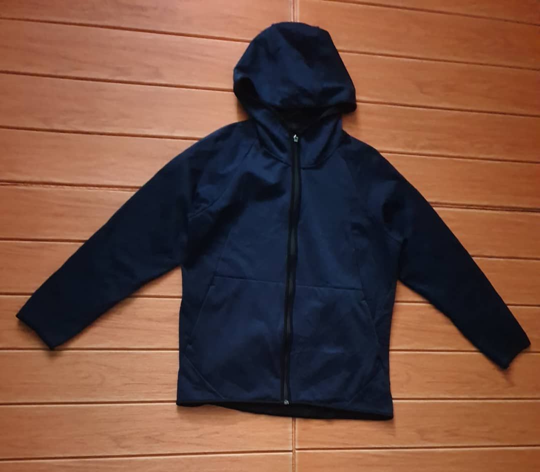 Japanese Brand Uniqlo navy blue hoodie sweater Size US M / EU 48-50 / 2 - 4 Thumbnail