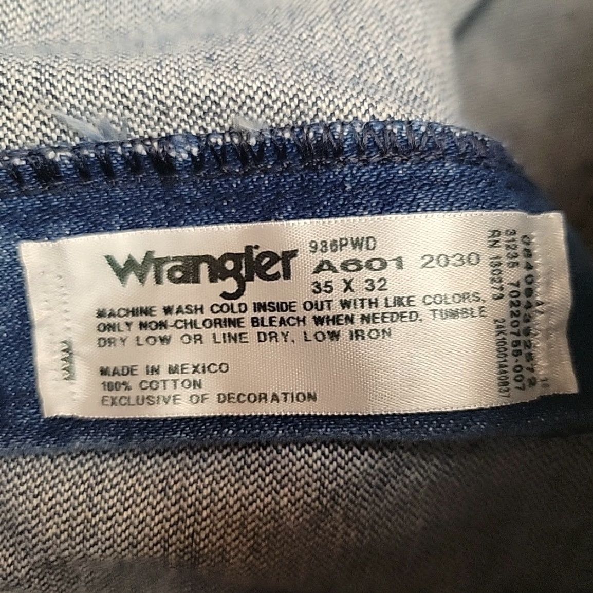 Wrangler VINTAGE Wrangler Jeans Mens 35x32 Blue Denim Pants Western Cowboy Cut 936PWD Regular Men Jeans Retro Size US 35 - 4 Thumbnail