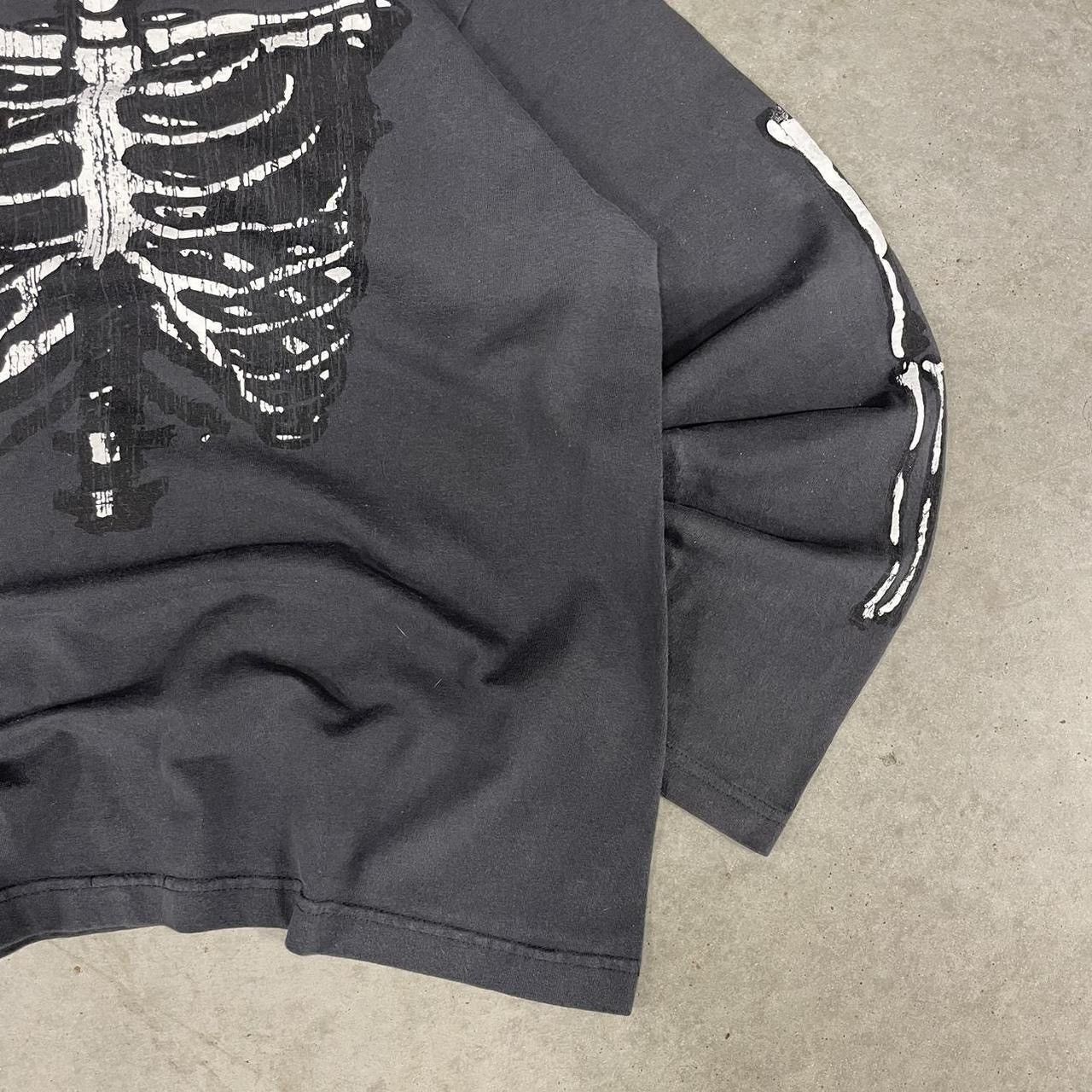 Other Crazy vintage Y2K punk grunge bones skeleton tshirt Size US L / EU 52-54 / 3 - 2 Thumbnail
