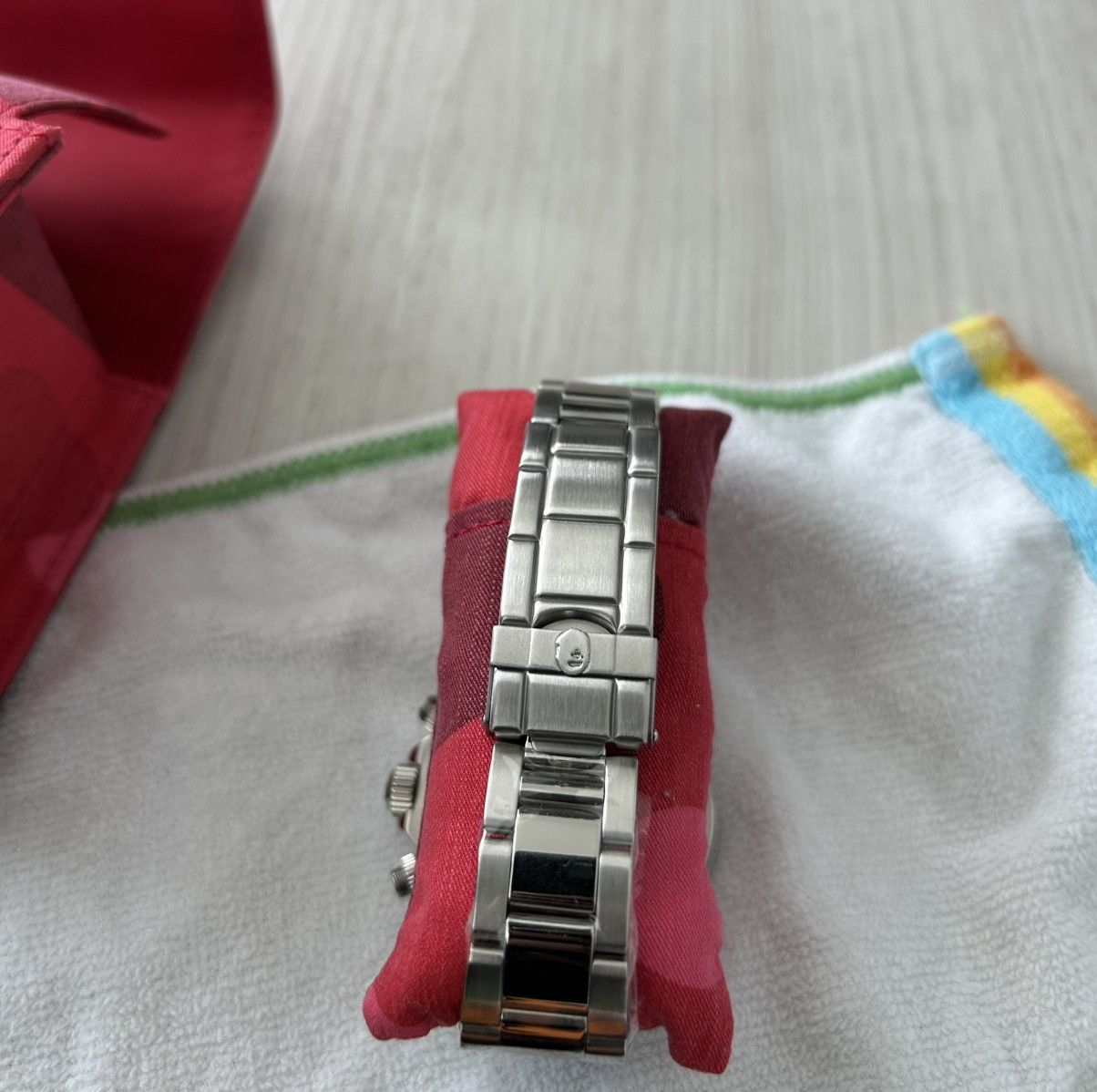 Bape RARE OG A BATHING APE RED CAMO BAPEX Size ONE SIZE - 4 Thumbnail