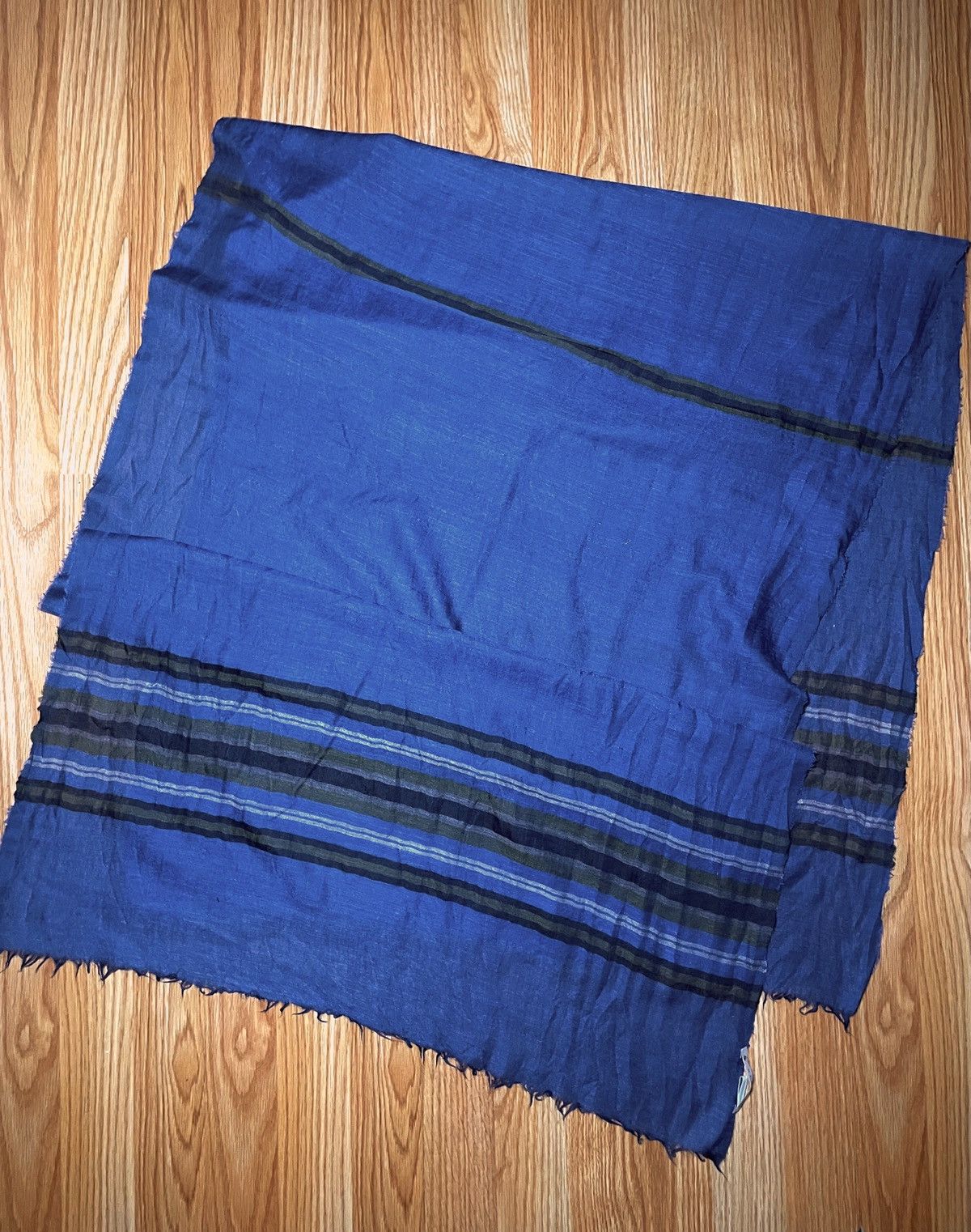 Begg x Co BEGG & Co. Cashmere Scarf Shawl Stripped Blue Size ONE SIZE - 1 Thumbnail