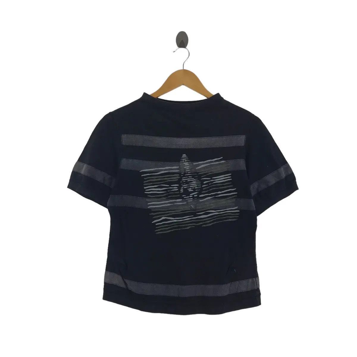 Issey Miyake Vtg 90’ ISSEY MIYAKE HAI Striped Art Cropped Tee Shirt Size M / US 6-8 / IT 42-44 - 1 Thumbnail