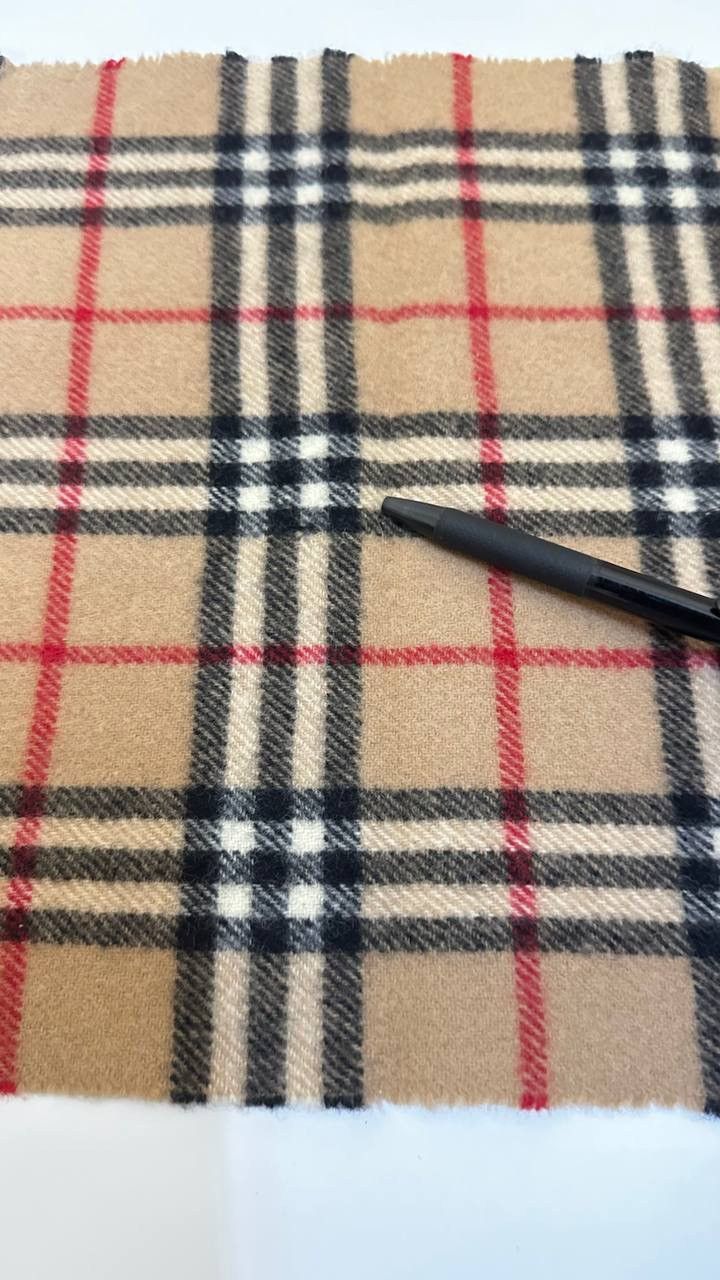 Burberry Burberrys Vintage Novacheck Scarf / Muffler Size ONE SIZE - 11 Thumbnail