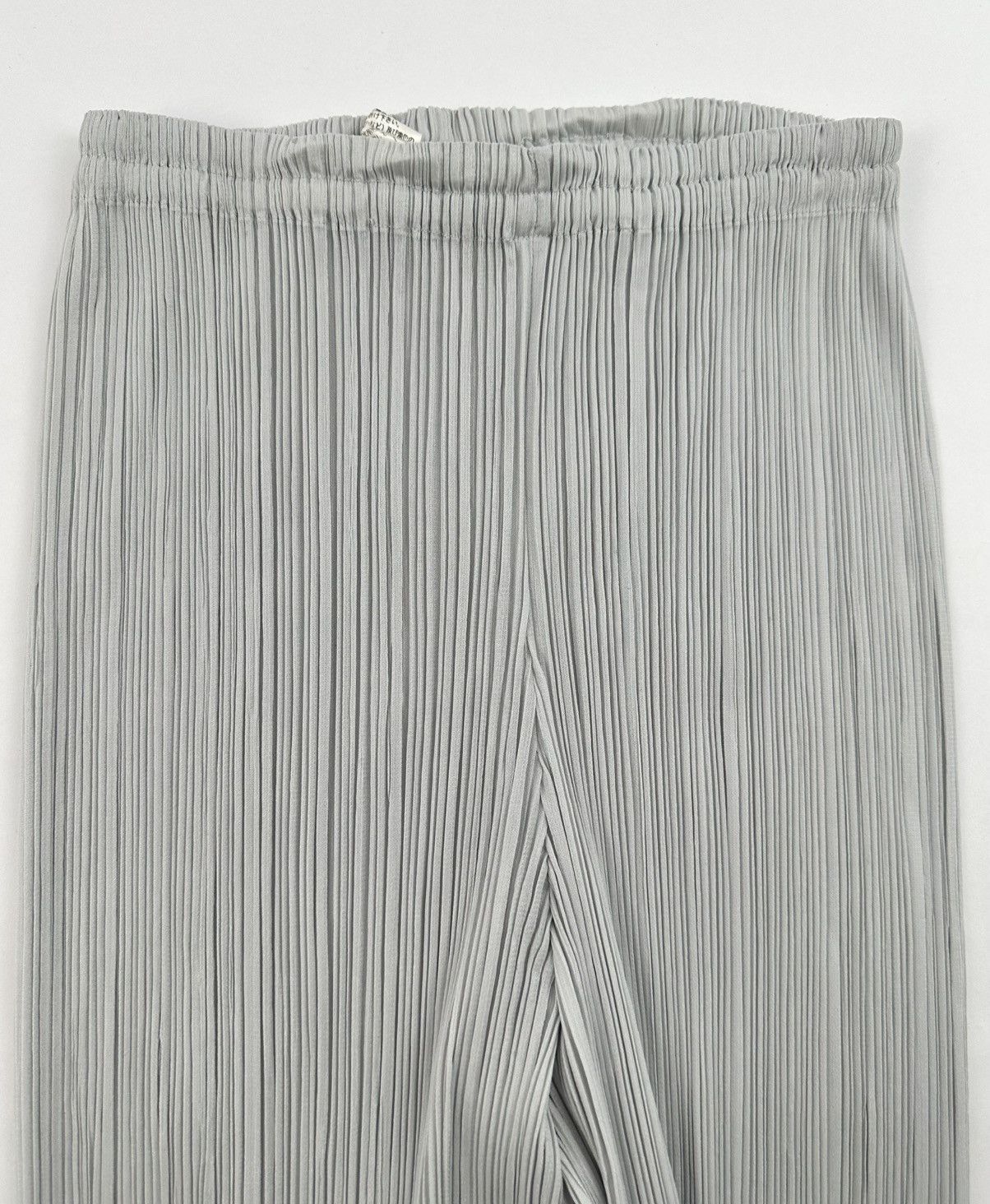 Issey Miyake × Pleats Please Issey Miyake Issey Miyake - Pleats Please - Classic Pleated Trouser Size 24" / US 00 / IT 34 - 3 Thumbnail