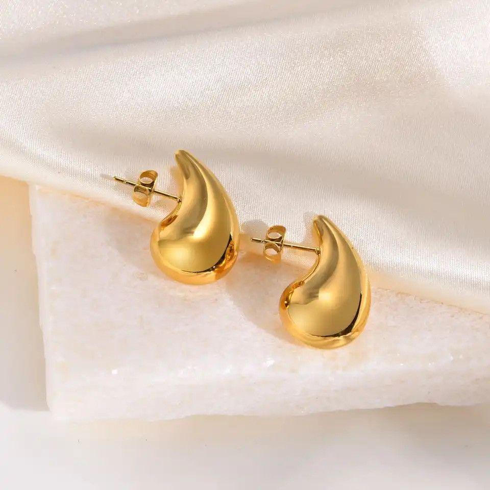 Other Chic Teardrop Earrings Size ONE SIZE - 1 Thumbnail