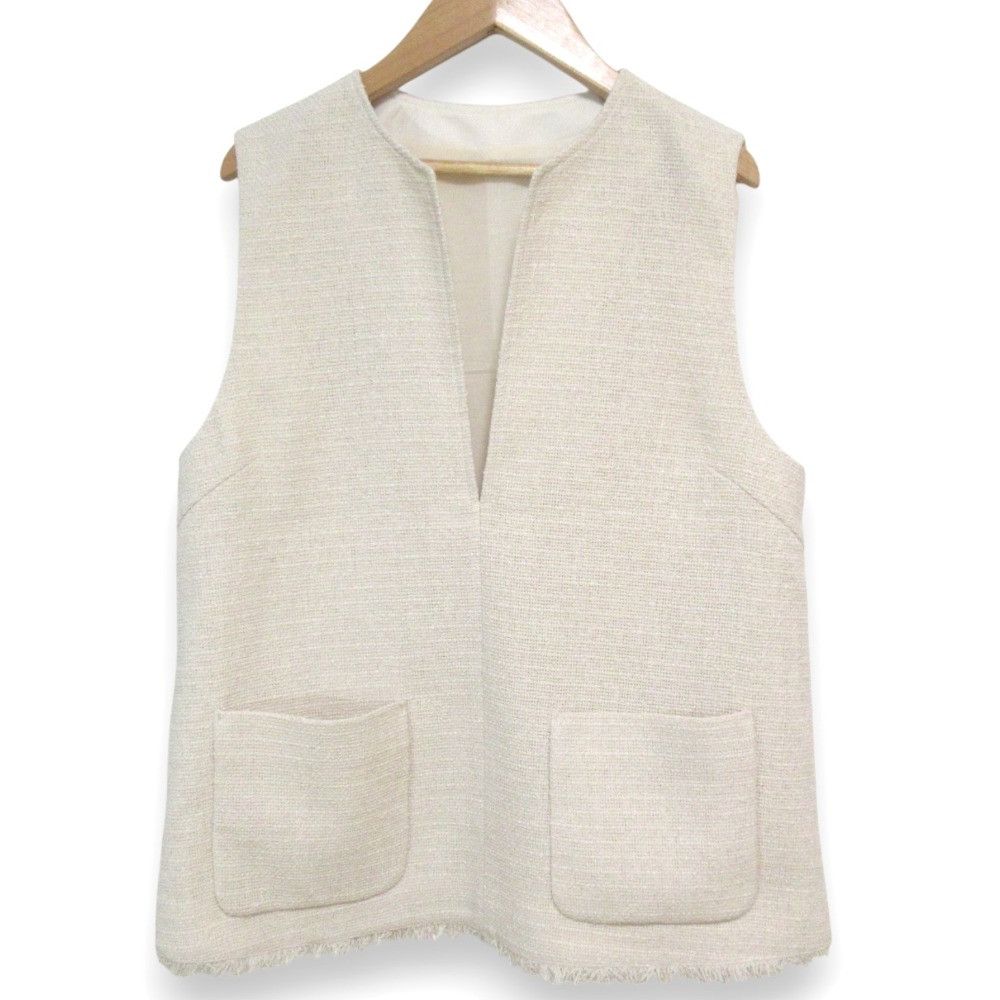 Other Other ANAYI Karl Yarn Tweed V Neck Blouse Others Tops DUTY FREE for USA Size ONE SIZE - 1 Thumbnail