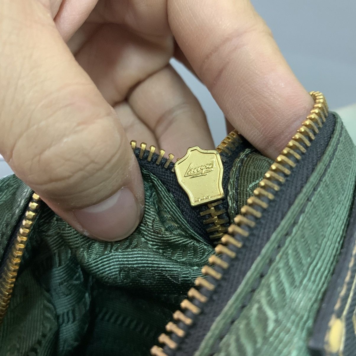 Prada Prada Nylon Tote Handbag Size ONE SIZE - 15 Thumbnail