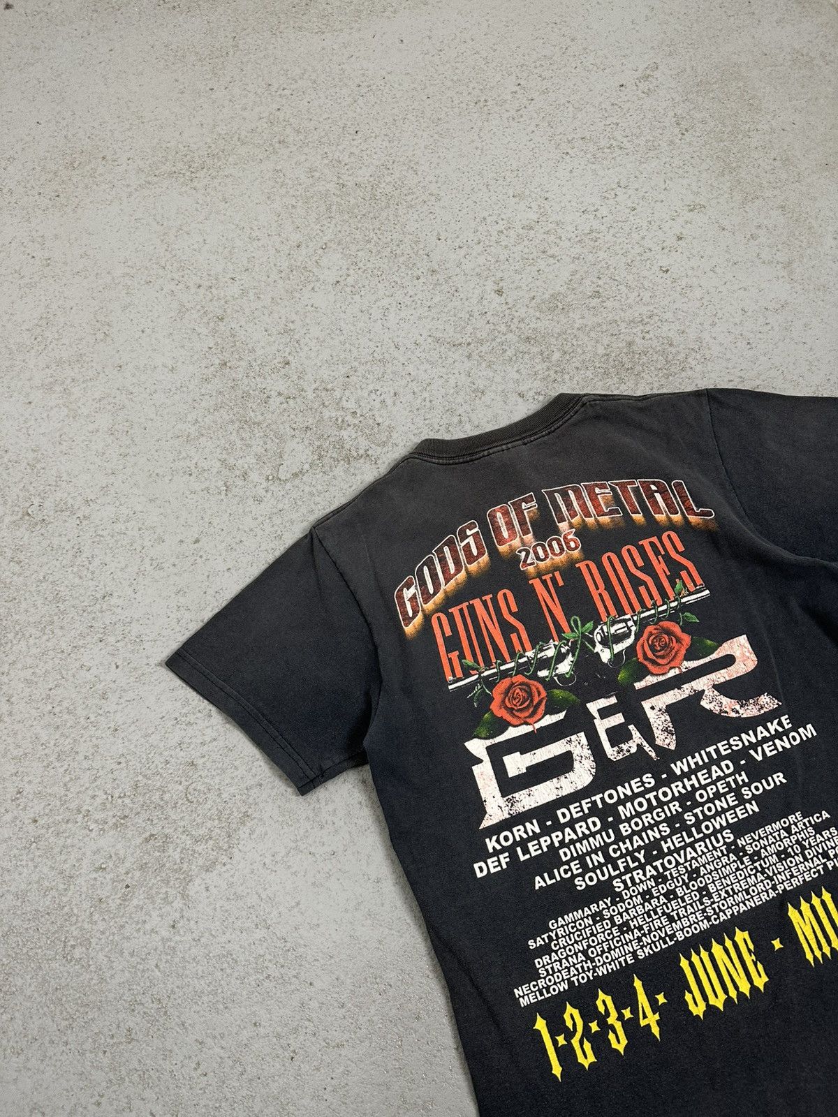 Band Tees Vintage 2006 Gods Of Metal Iron Maiden Deftones Korn T-Shirt Size US S / EU 44-46 / 1 - 11 Thumbnail