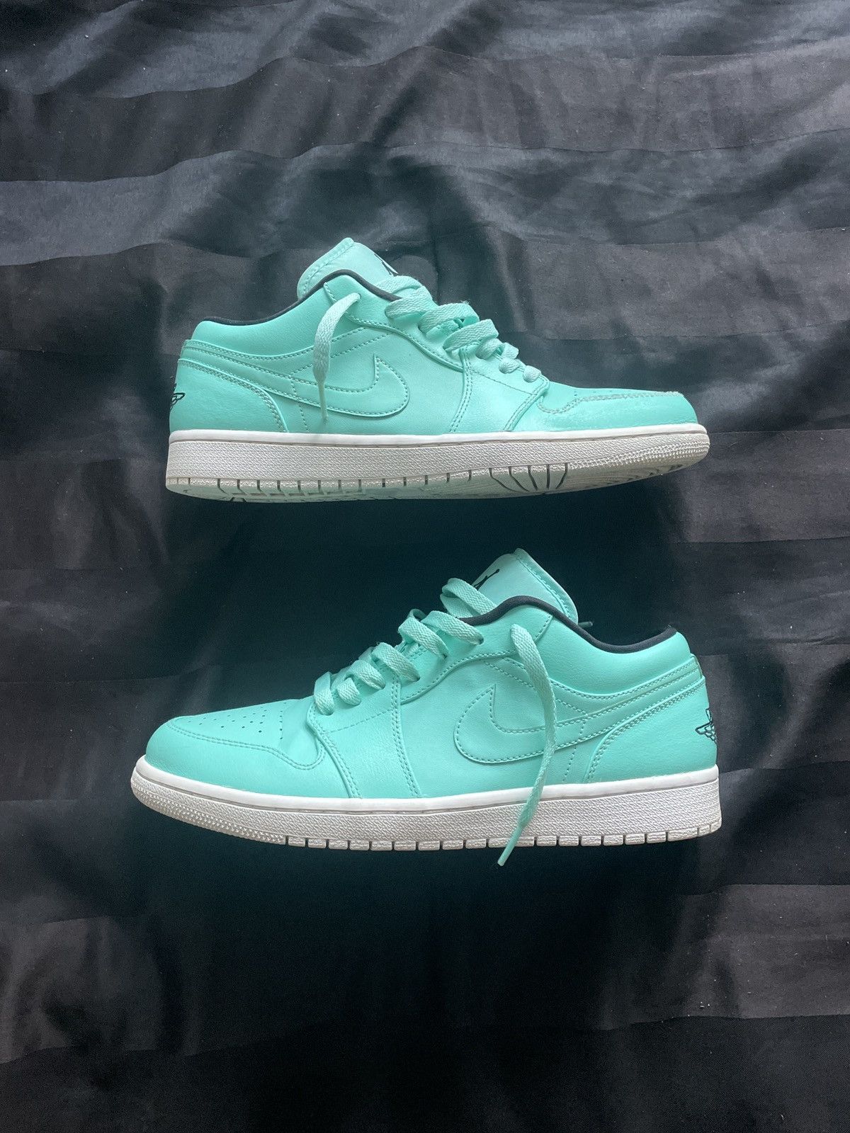 Jordan Brand Jordan 1 Low ‘Hyper Turquoise’ Size US 9.5 / EU 42-43 - 2 Thumbnail