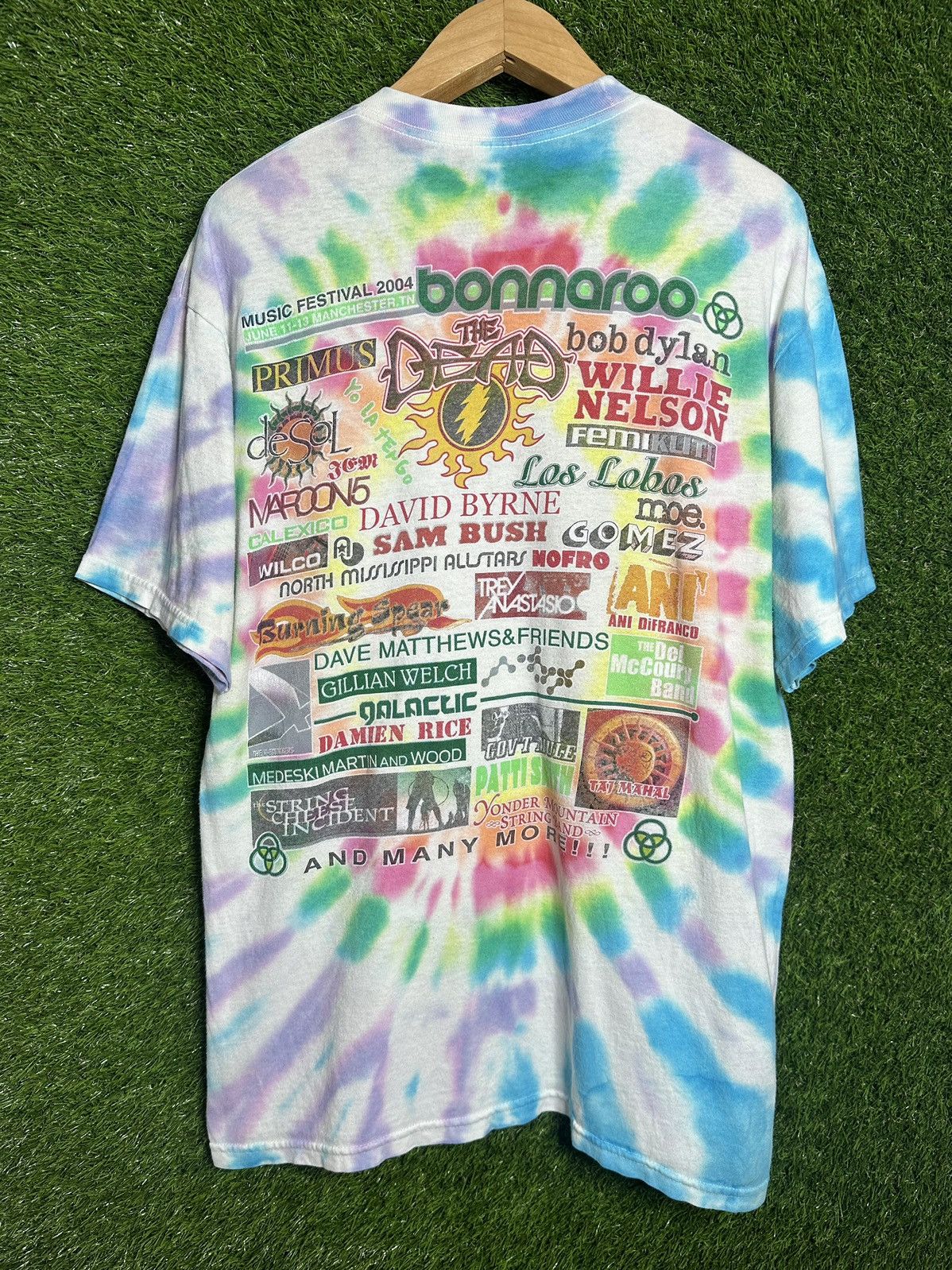 Band Tees 🚨Vintage Bonnaroo Music Festival 2004 Band Tee T-Shirt Size US XL / EU 56 / 4 - 1 Thumbnail