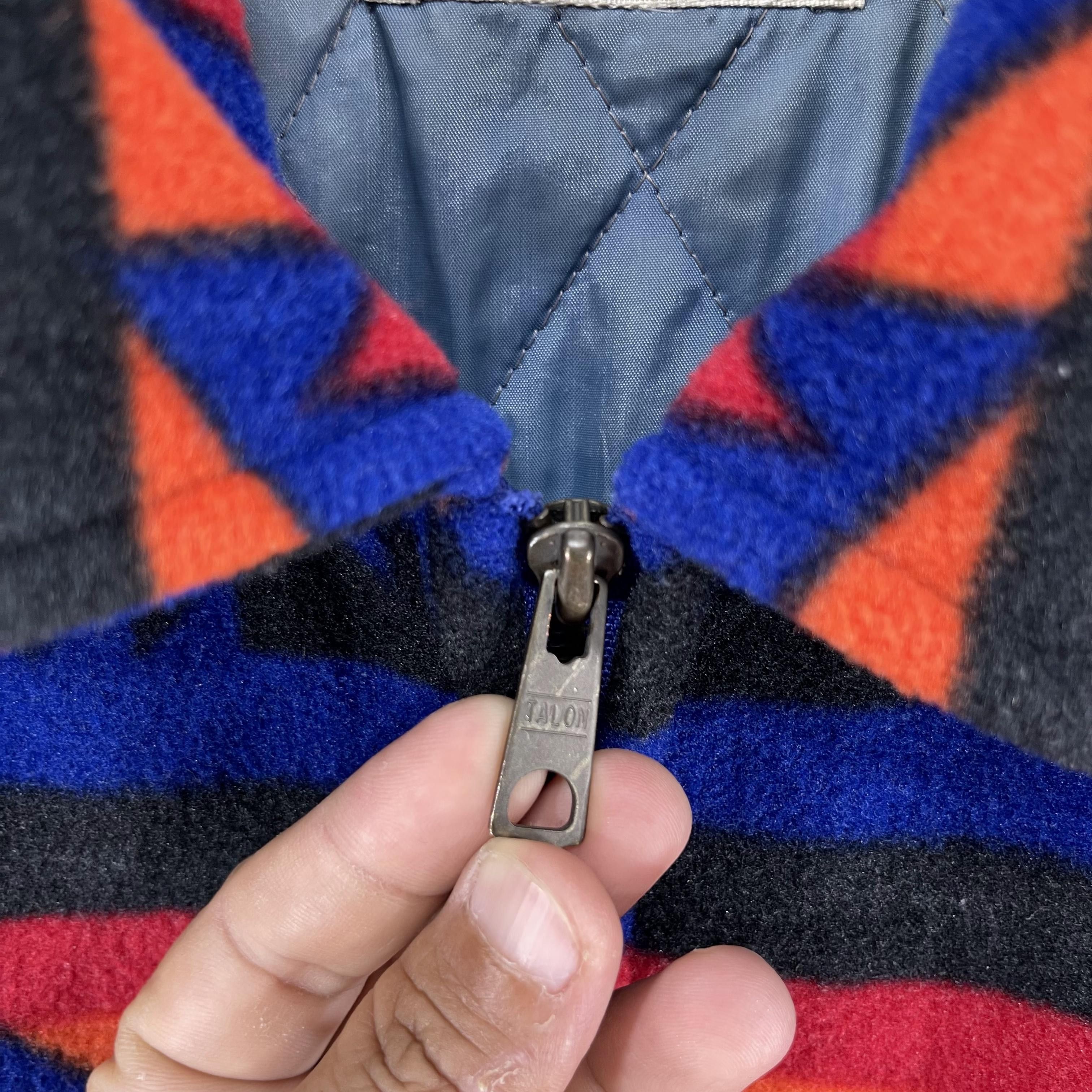 Levi's × Levi's Vintage Clothing Vintage 90s LEVIS Aztec Navajo Puffer Fleece Zipper Jacket Size US L / EU 52-54 / 3 - 5 Thumbnail