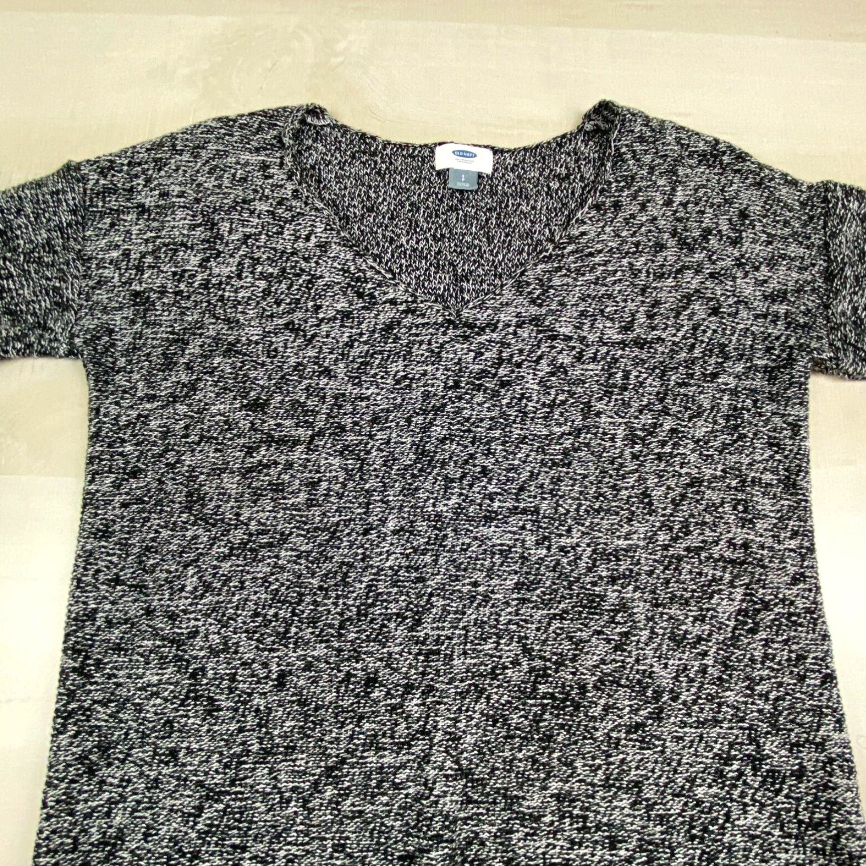 Old Navy Old Navy Womens Small Black Pullover V Neck Sweater Hi Low Hem Soft Knit Regular Fit Casual Size S / US 4 / IT 40 - 2 Thumbnail