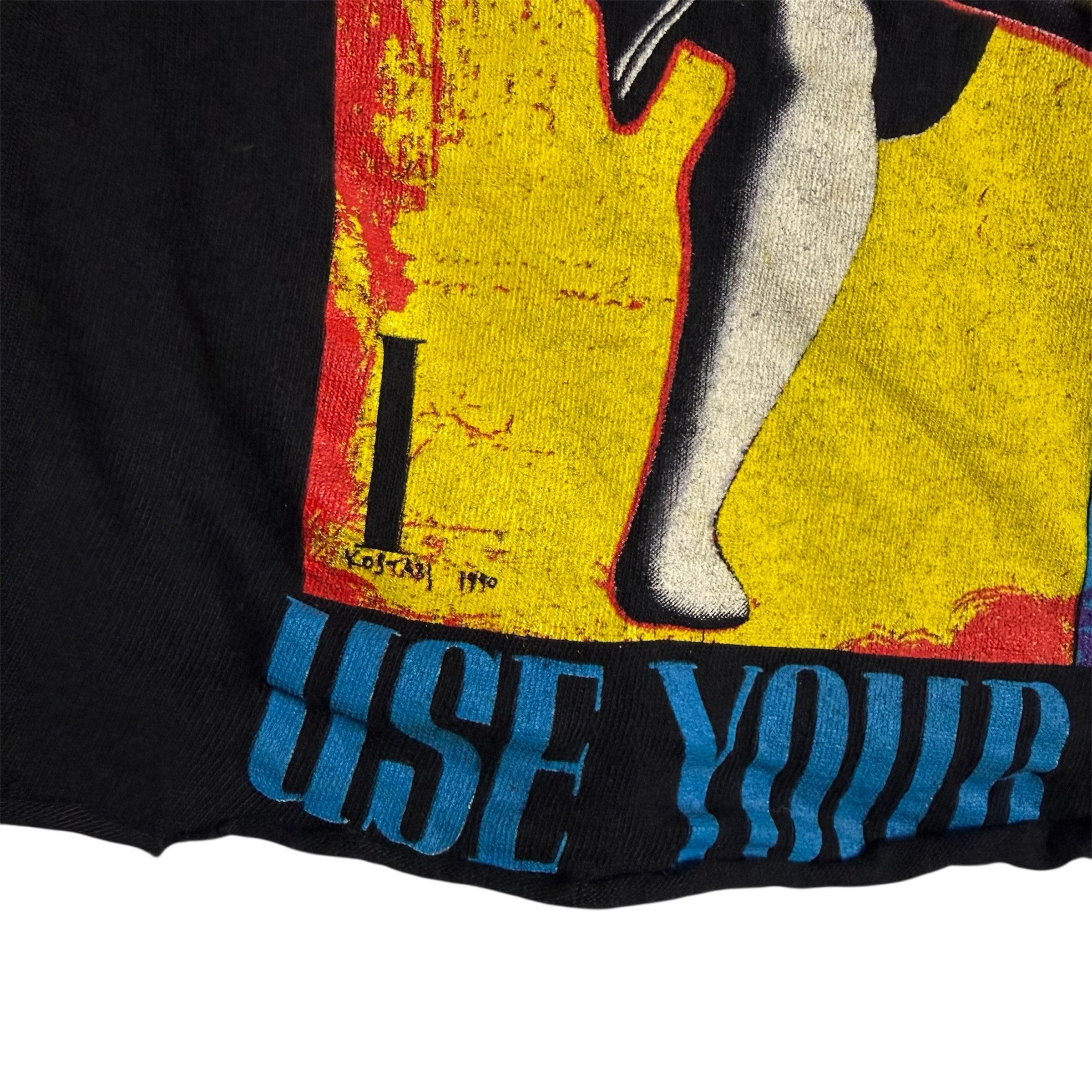 Band Tees 🔥RARE🔥Vintage Guns N' Roses Tokyo Dome Tour Crop T-shirt Size US L / EU 52-54 / 3 - 3 Thumbnail
