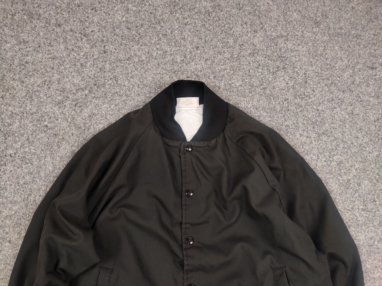 Vintage Vintage 90's Auburn USA Varsity Black Blank Bomber Jacket Size US M / EU 48-50 / 2 - 4 Thumbnail