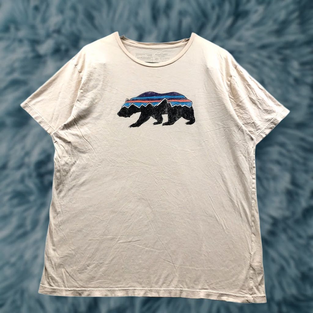 Patagonia Patagonia T-Shirt Mens XL Tan Fitz Roy Bear Logo Organic Cotton Slim Fit Crew Neck Short Sleeve Graphic Logo Vintage: No Size US XL / EU 56 / 4 - 1 Thumbnail
