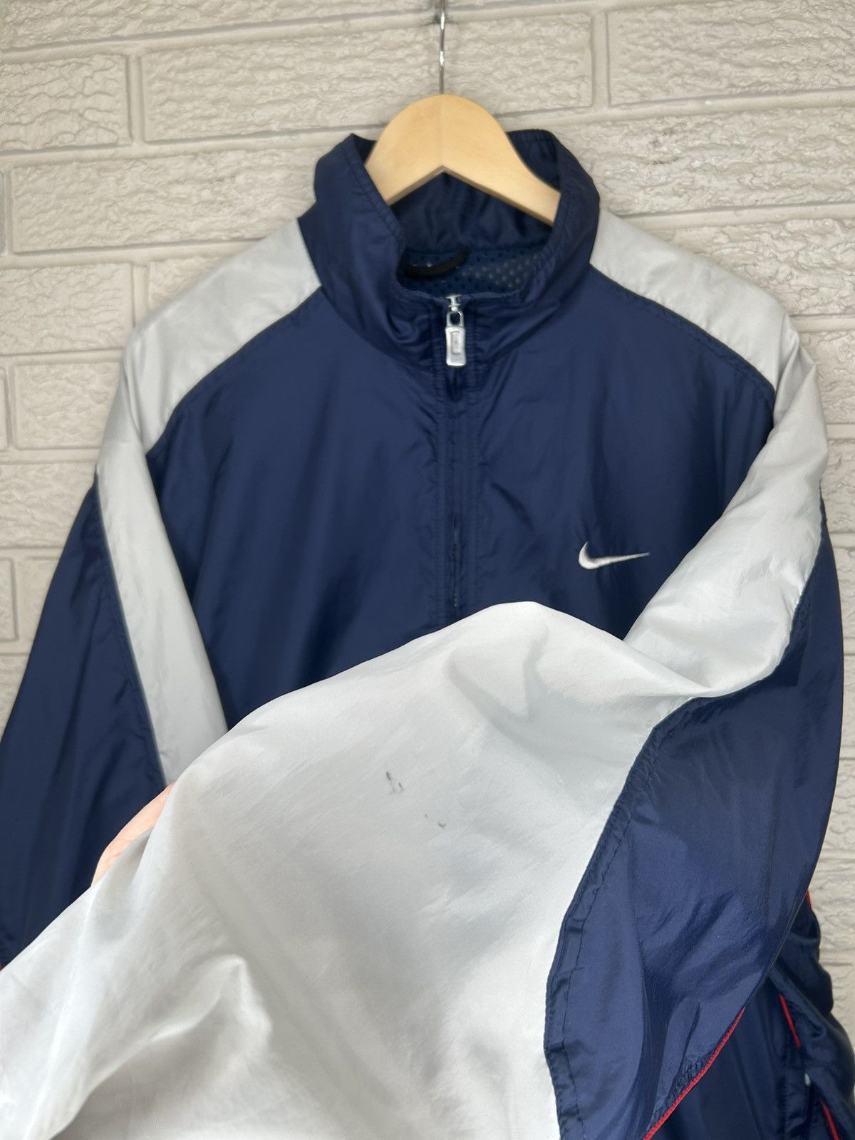 Nike Vintage 90s Nike Swoosh Zip Up Windbreaker Jacket Size US XL / EU 56 / 4 - 6 Thumbnail