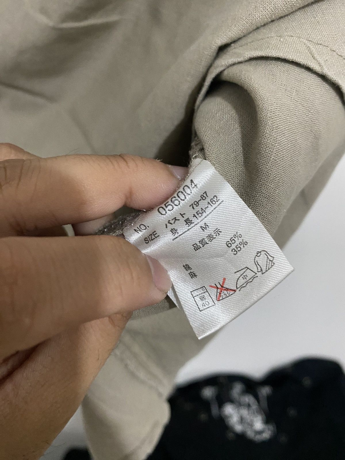 14th Addiction Beamountcarr weird button archived AA0154 Size US L / EU 52-54 / 3 - 5 Thumbnail