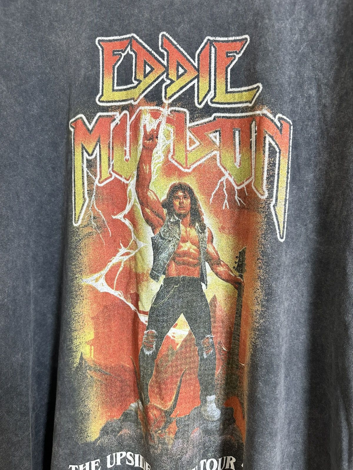 Vintage 🔥 Stranger Things Eddie Munson The Upside Down Tour 86 Shirt Size US M / EU 48-50 / 2 - 4 Thumbnail
