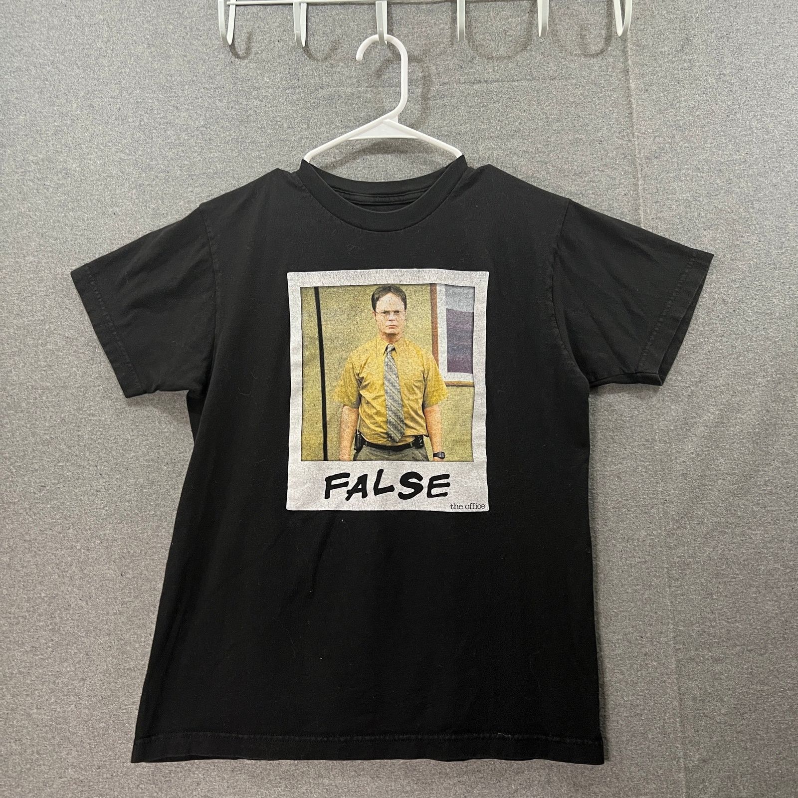 Other The Office Dwight Schrute Polaroid Shirt Size Medium Size M / US 6-8 / IT 42-44 - 1 Thumbnail
