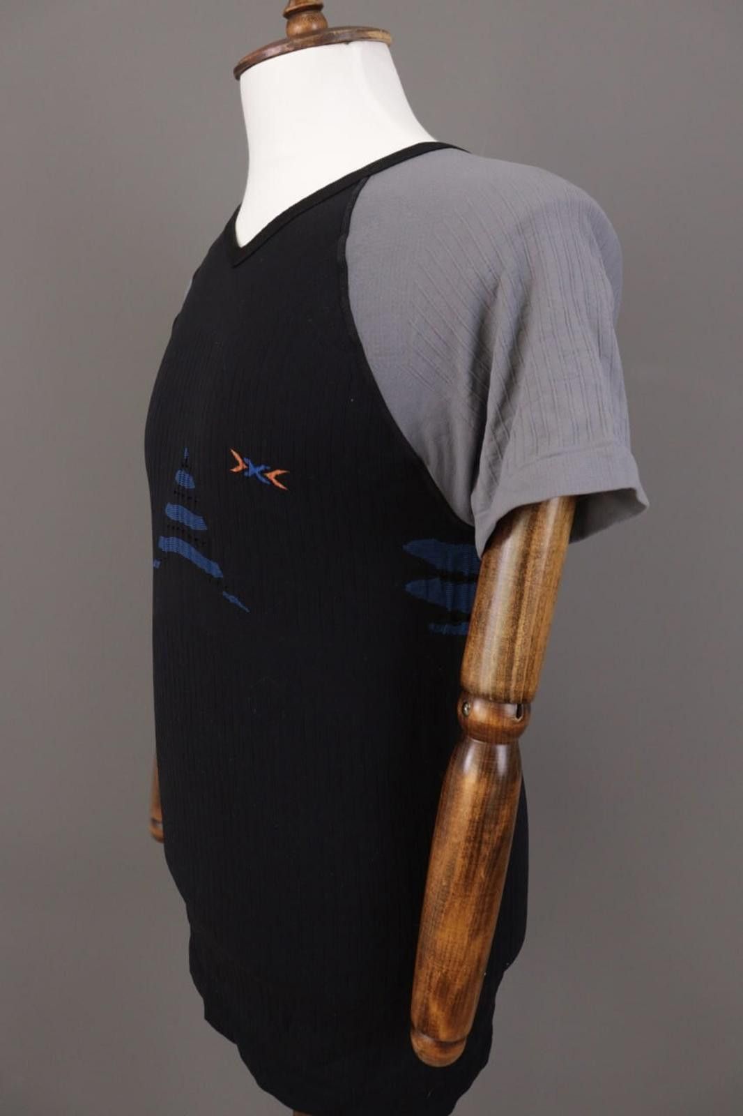 Designer X-Bionic Black Thermo Top Base Layer Size L / XL Size US XL / EU 56 / 4 - 6 Thumbnail