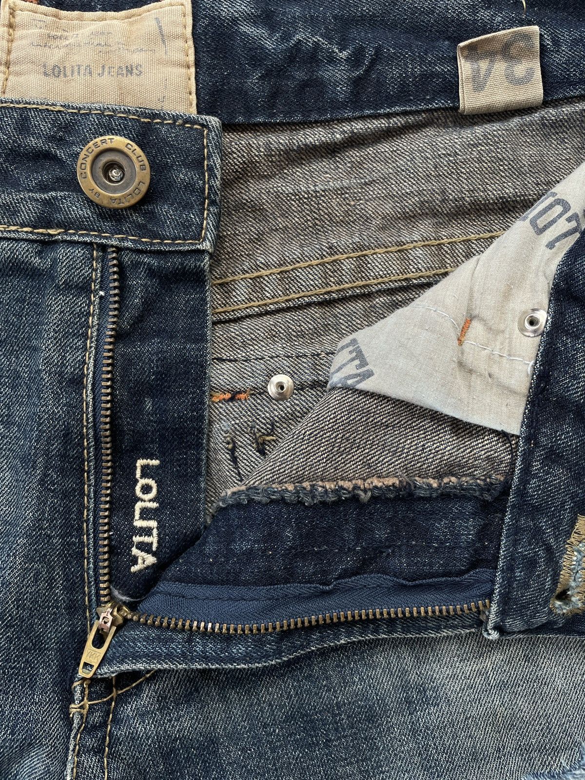 Designer Lolita Distressed Jeans (P104) Size US 34 / EU 50 - 8 Thumbnail