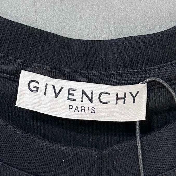 Givenchy Givenchy Color twisted letter logo short-sleeve Size US S / EU 44-46 / 1 - 5 Thumbnail