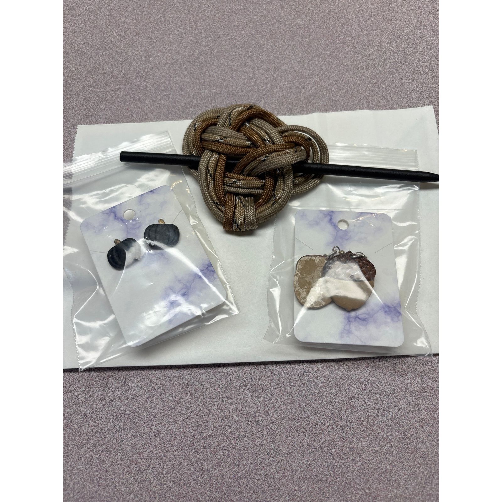 Handmade Gift Set Ready To Go Hair Accessory and Earrings Fall Themed Size ONE SIZE - 8 Thumbnail