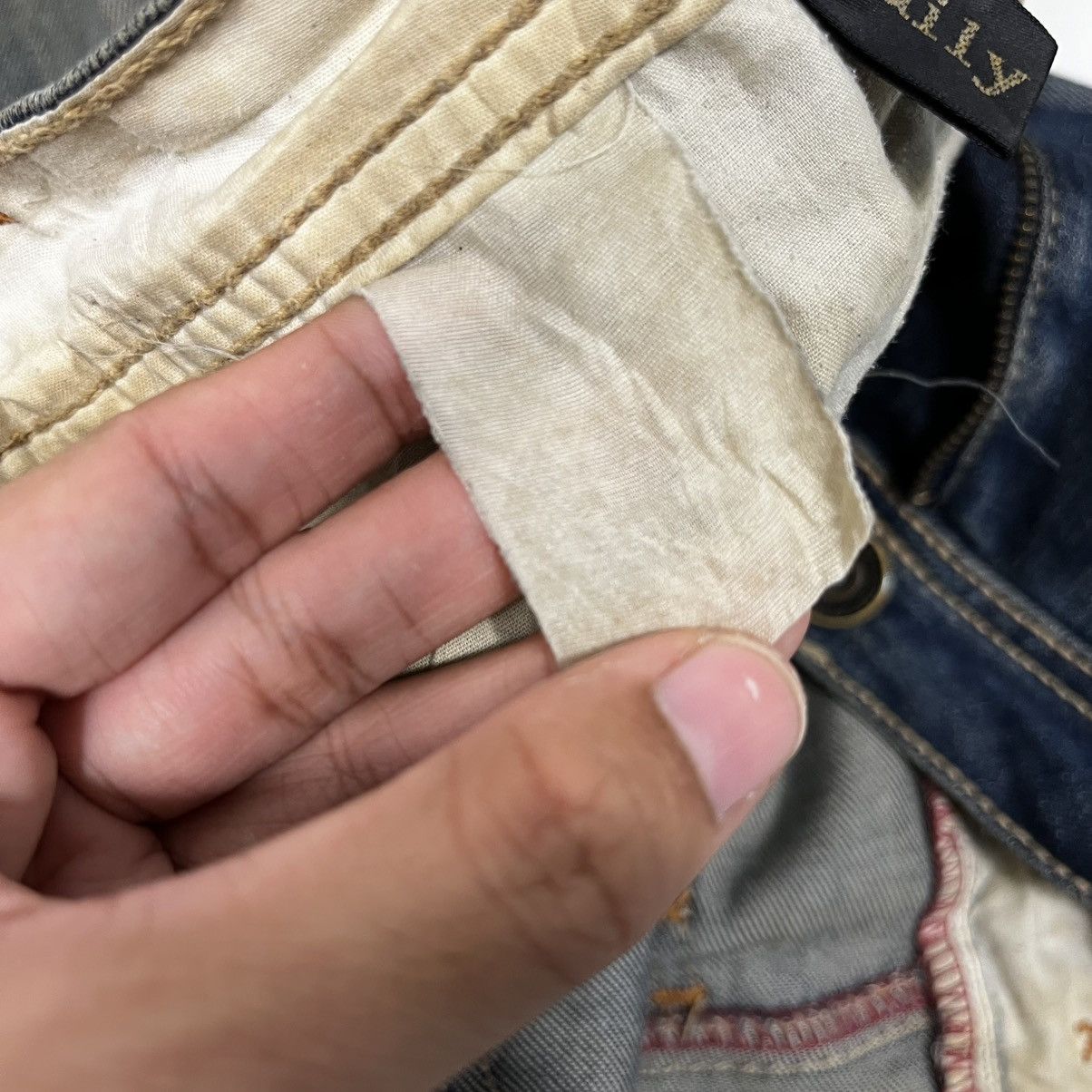 14th Addiction Vintage Daily Topics Distressed Buckle Denim Jeans Size 31" - 20 Thumbnail